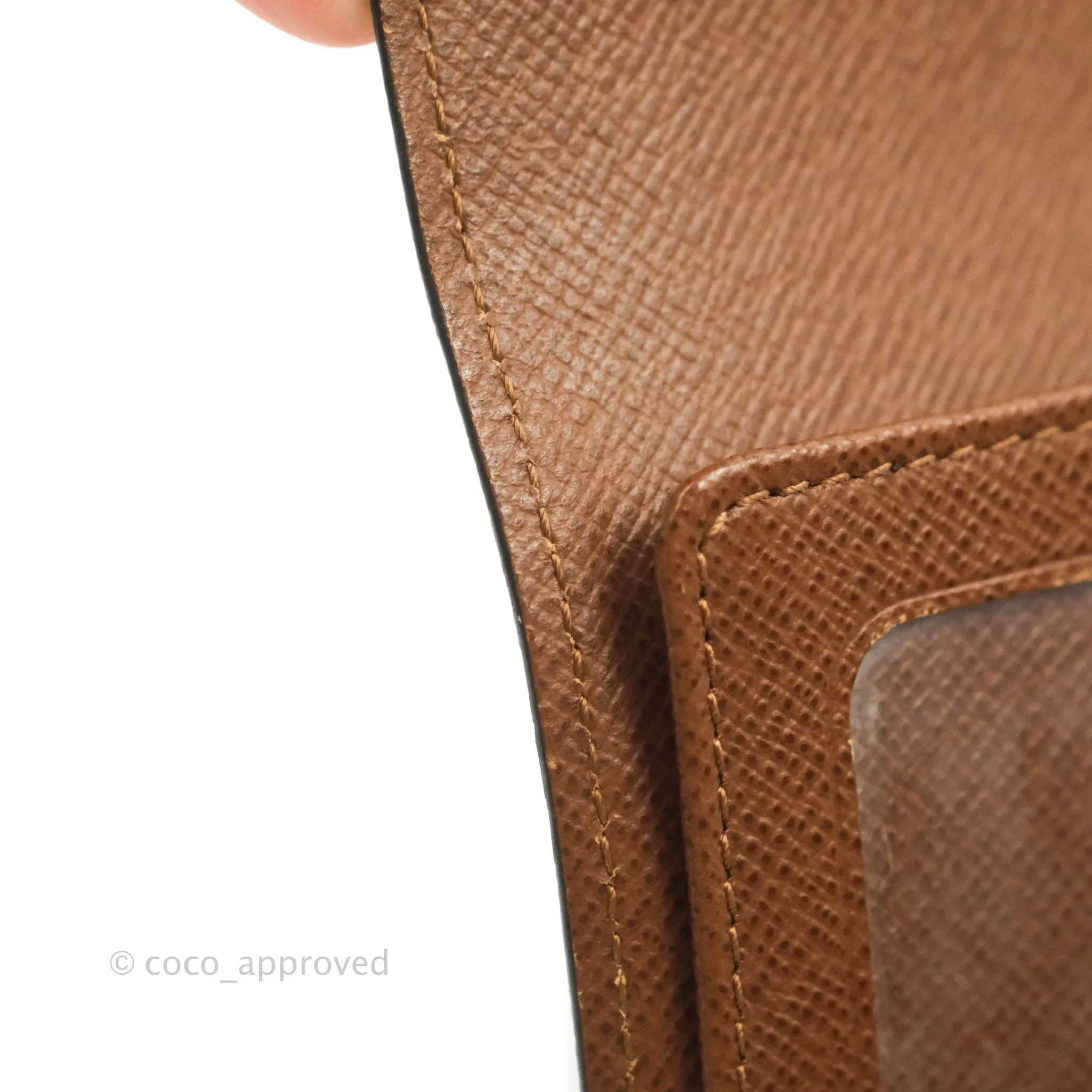 Louis Vuitton Joey Wallet Monogram