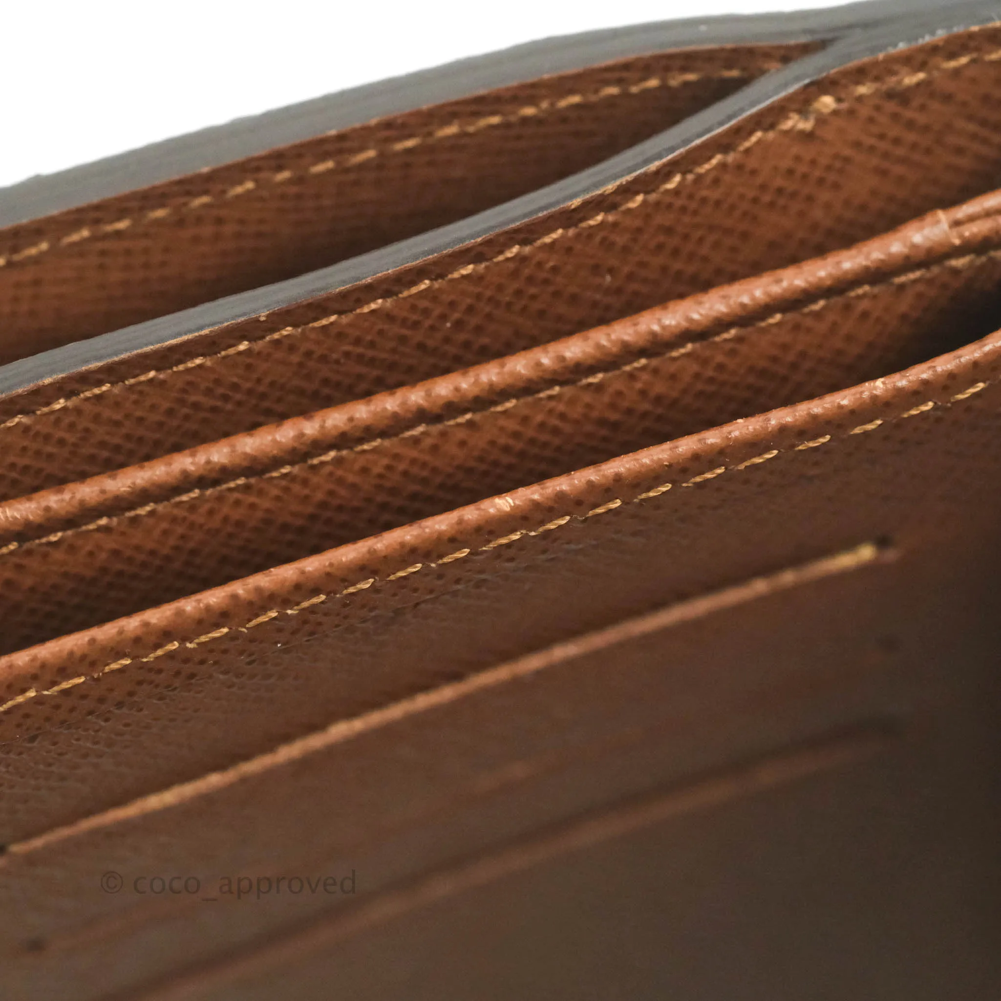 Louis Vuitton Joey Wallet Monogram
