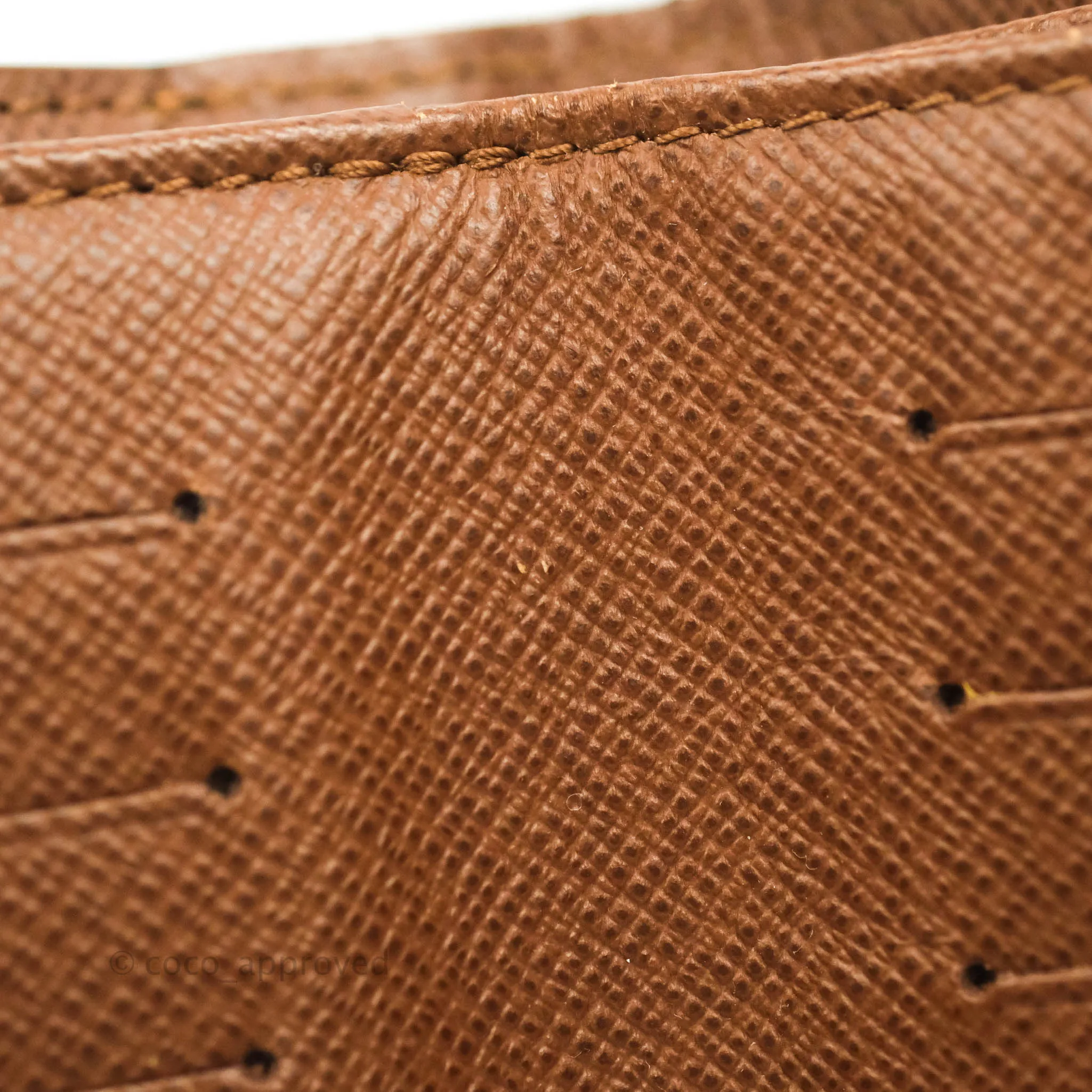 Louis Vuitton Joey Wallet Monogram