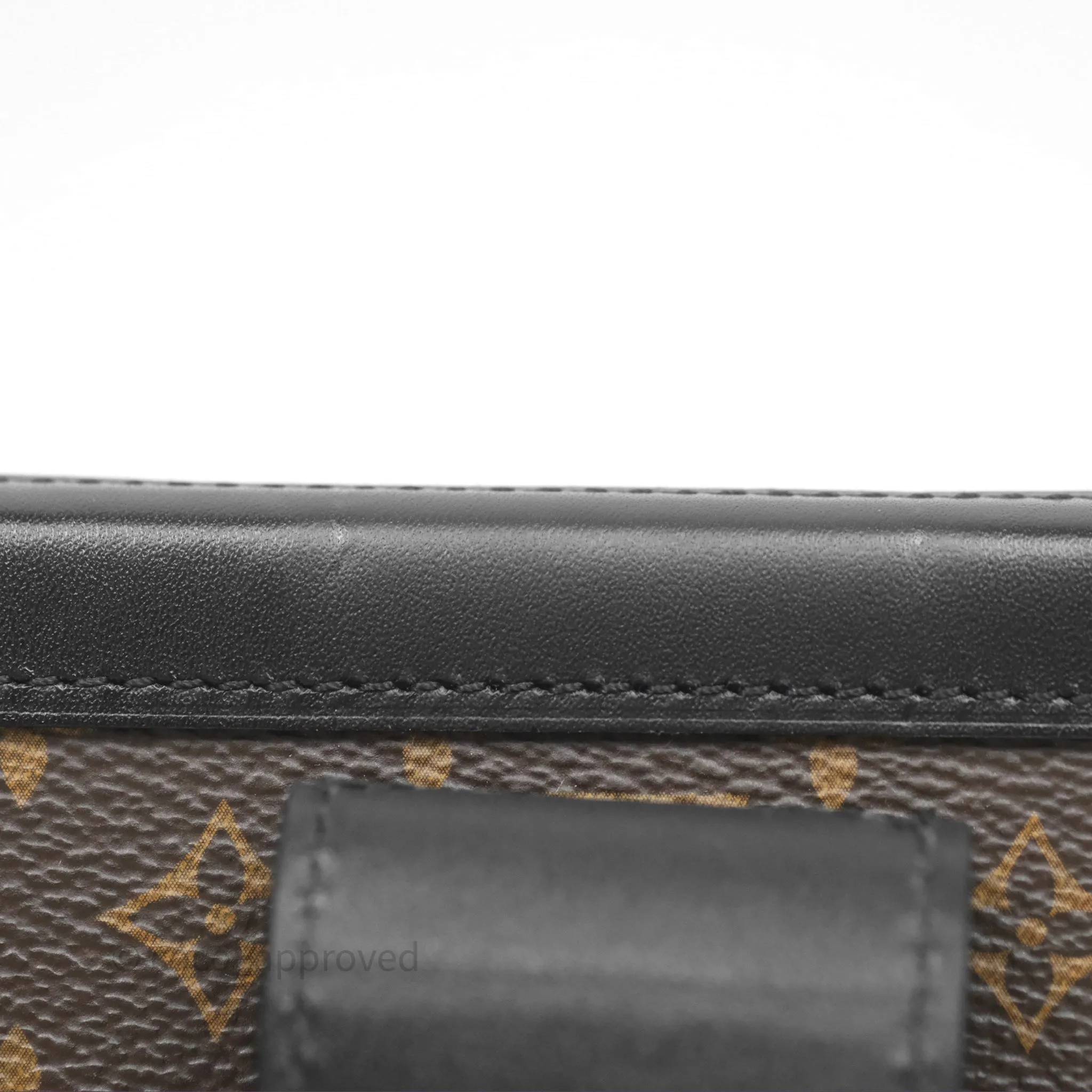 Louis Vuitton Monogram Petite Malle