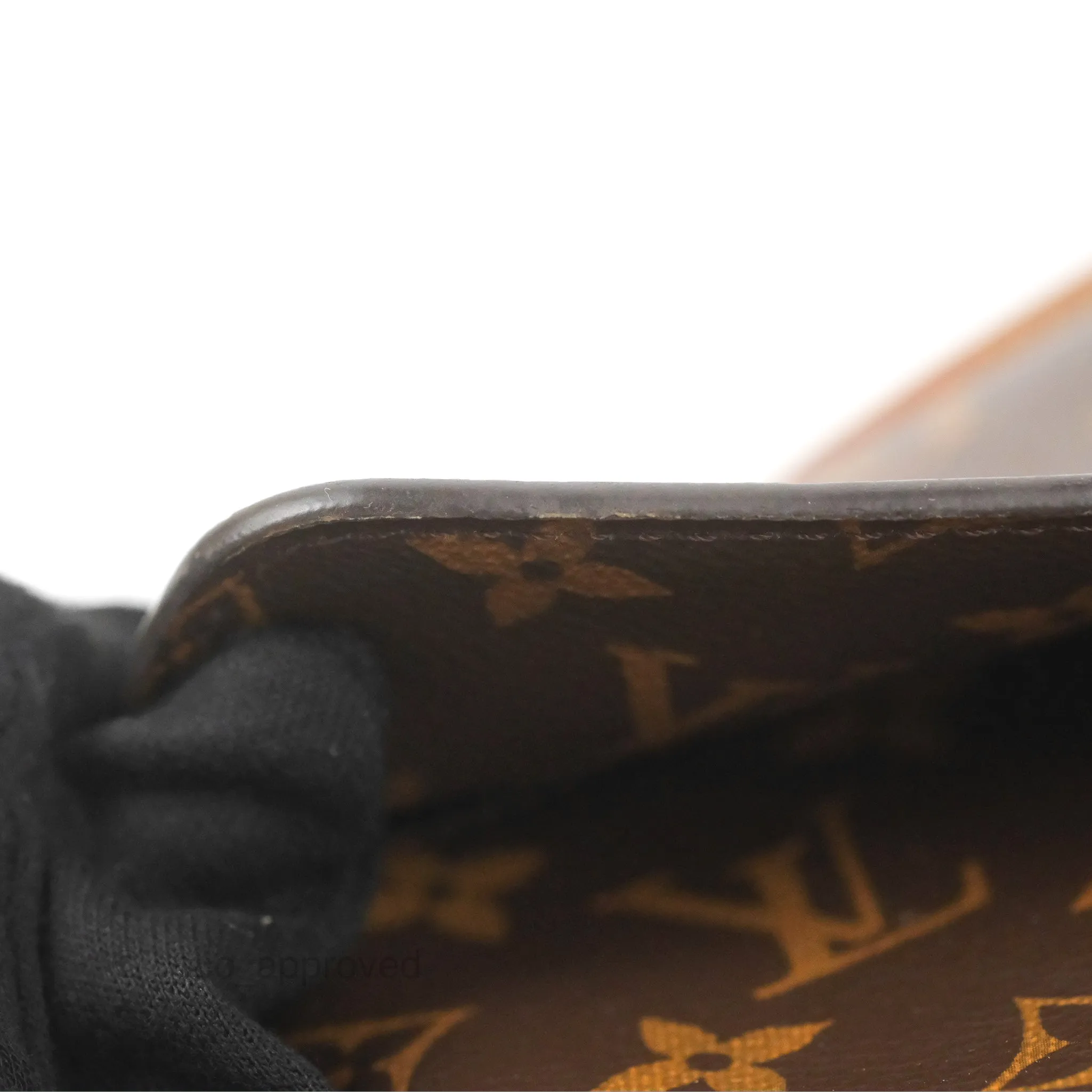 Louis Vuitton Monogram Pochette Metis