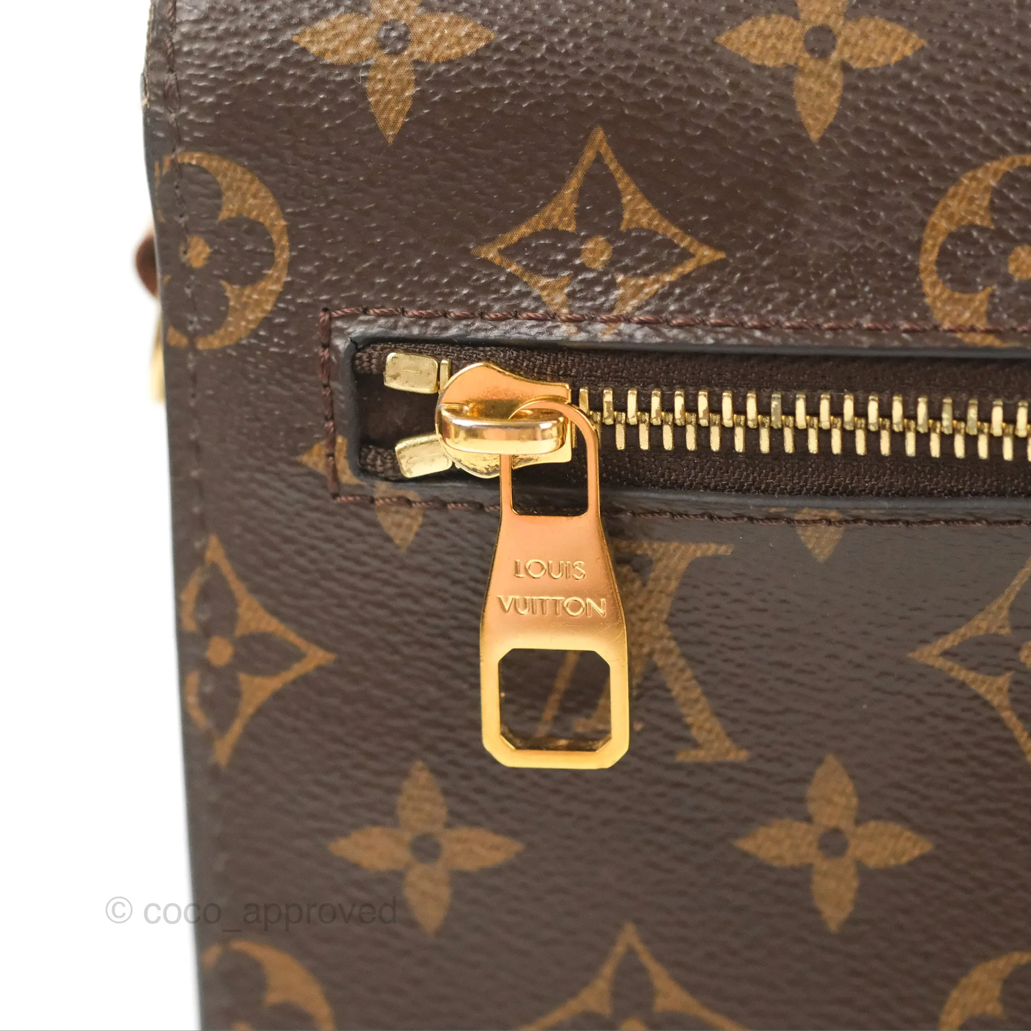 Louis Vuitton Monogram Pochette Metis