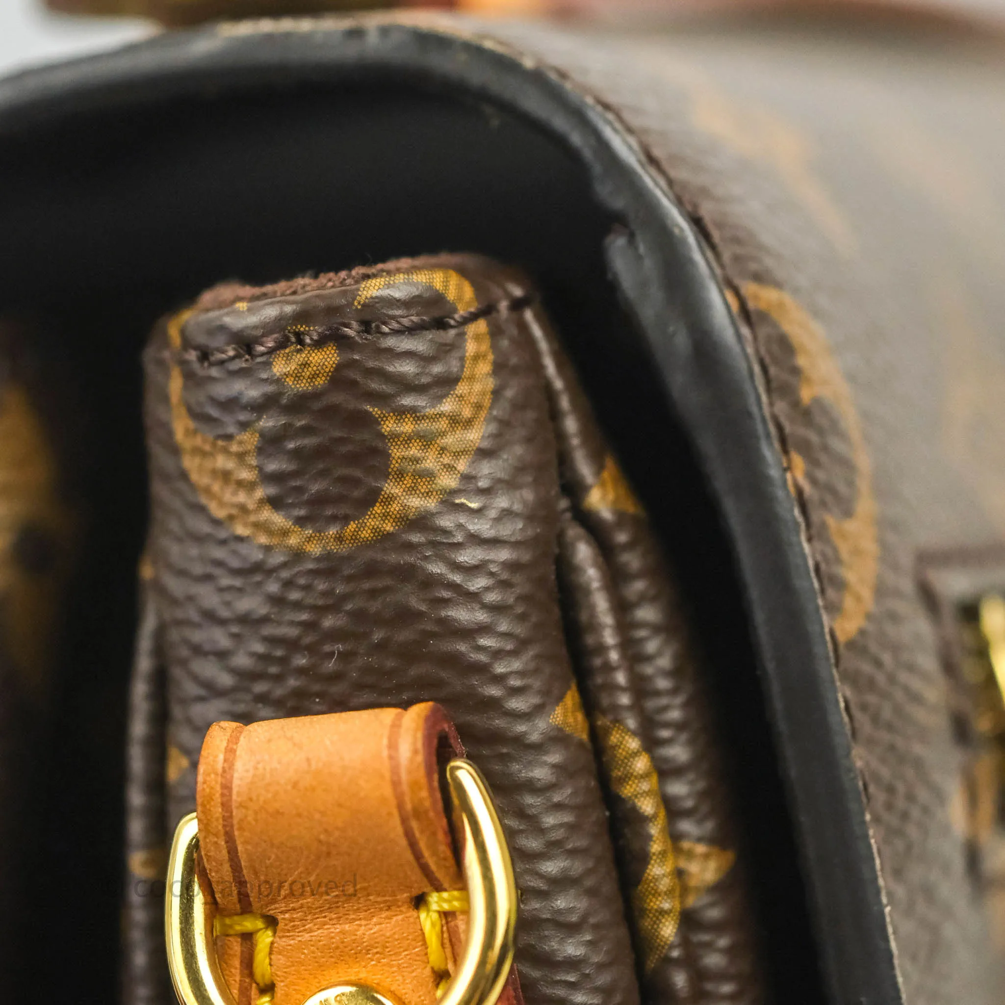 Louis Vuitton Monogram Pochette Metis