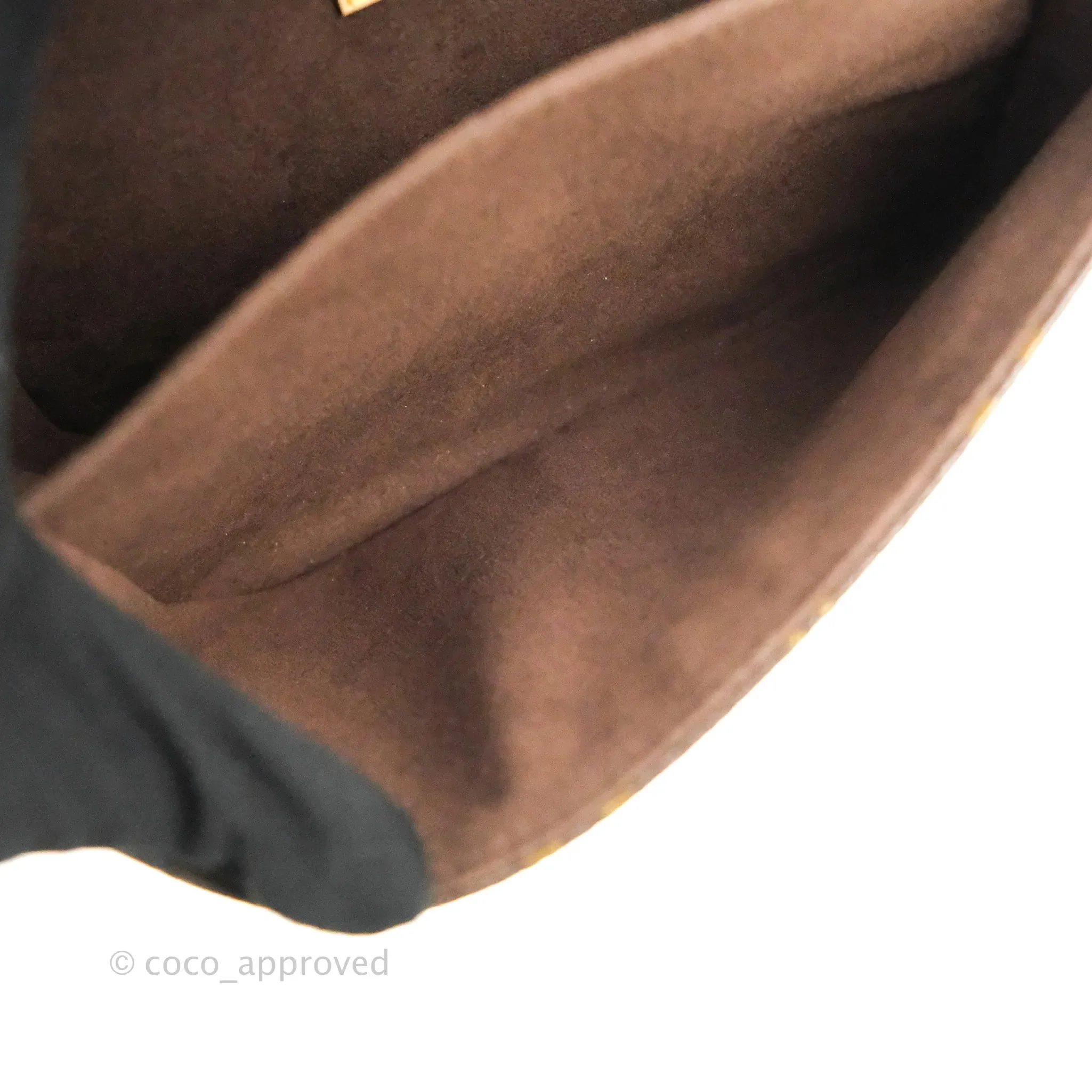 Louis Vuitton Monogram Pochette Metis
