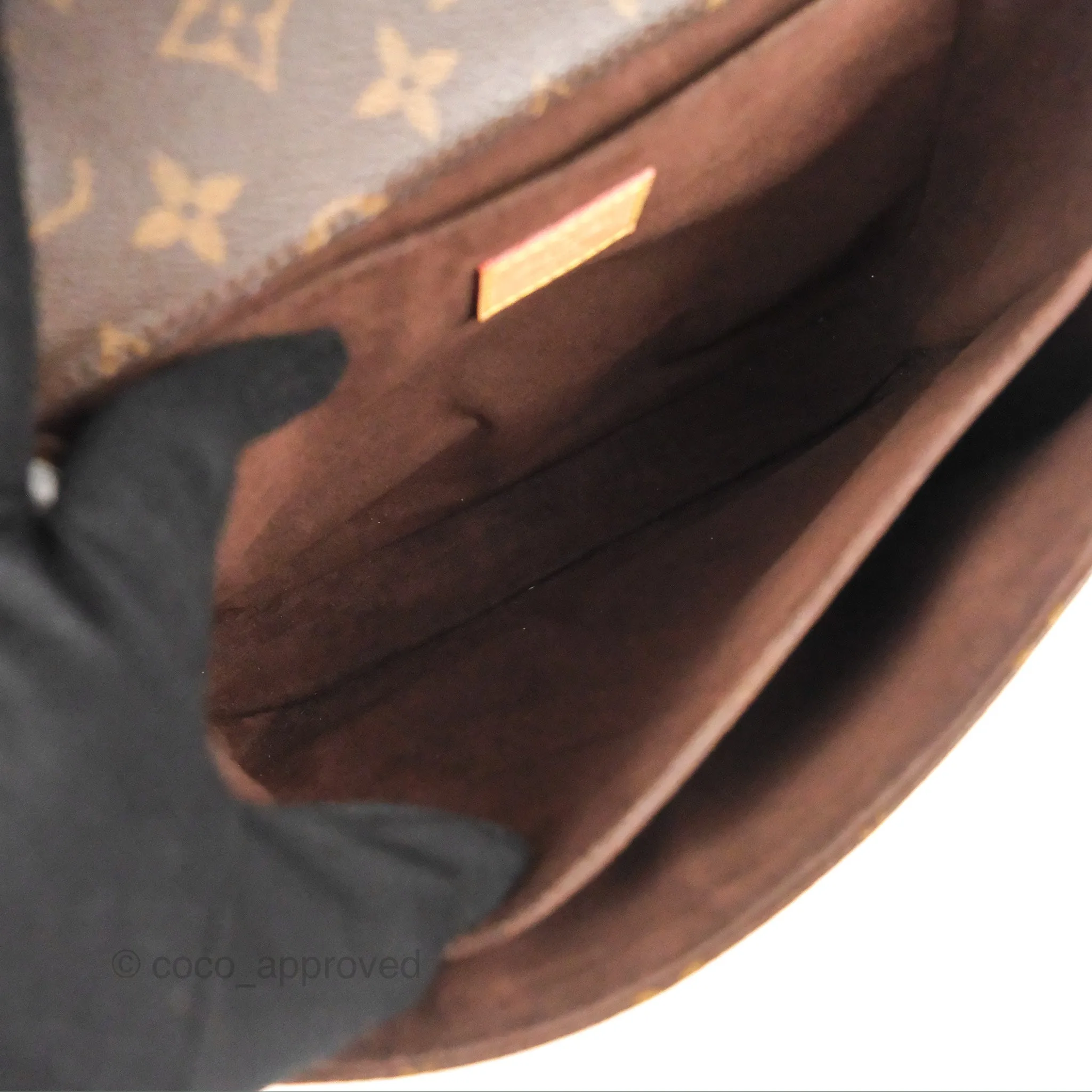 Louis Vuitton Monogram Pochette Metis