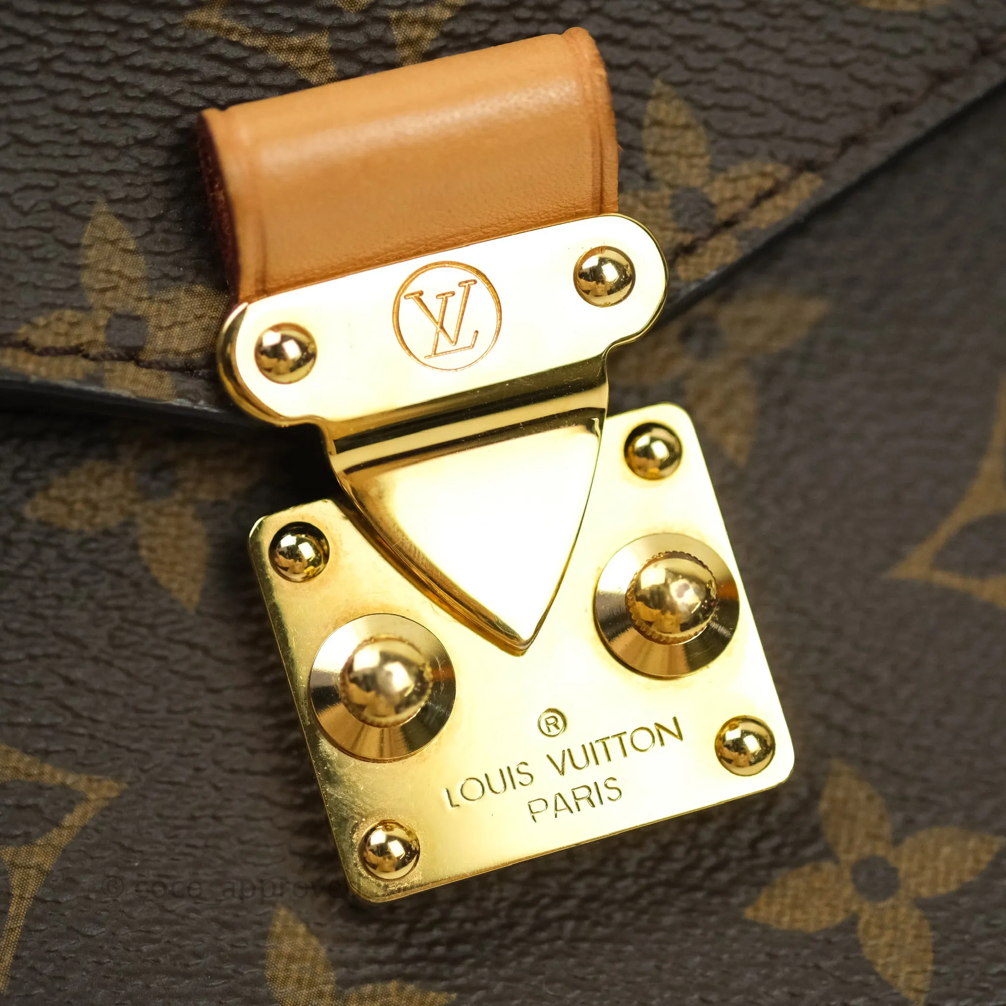 Louis Vuitton Monogram Pochette Metis