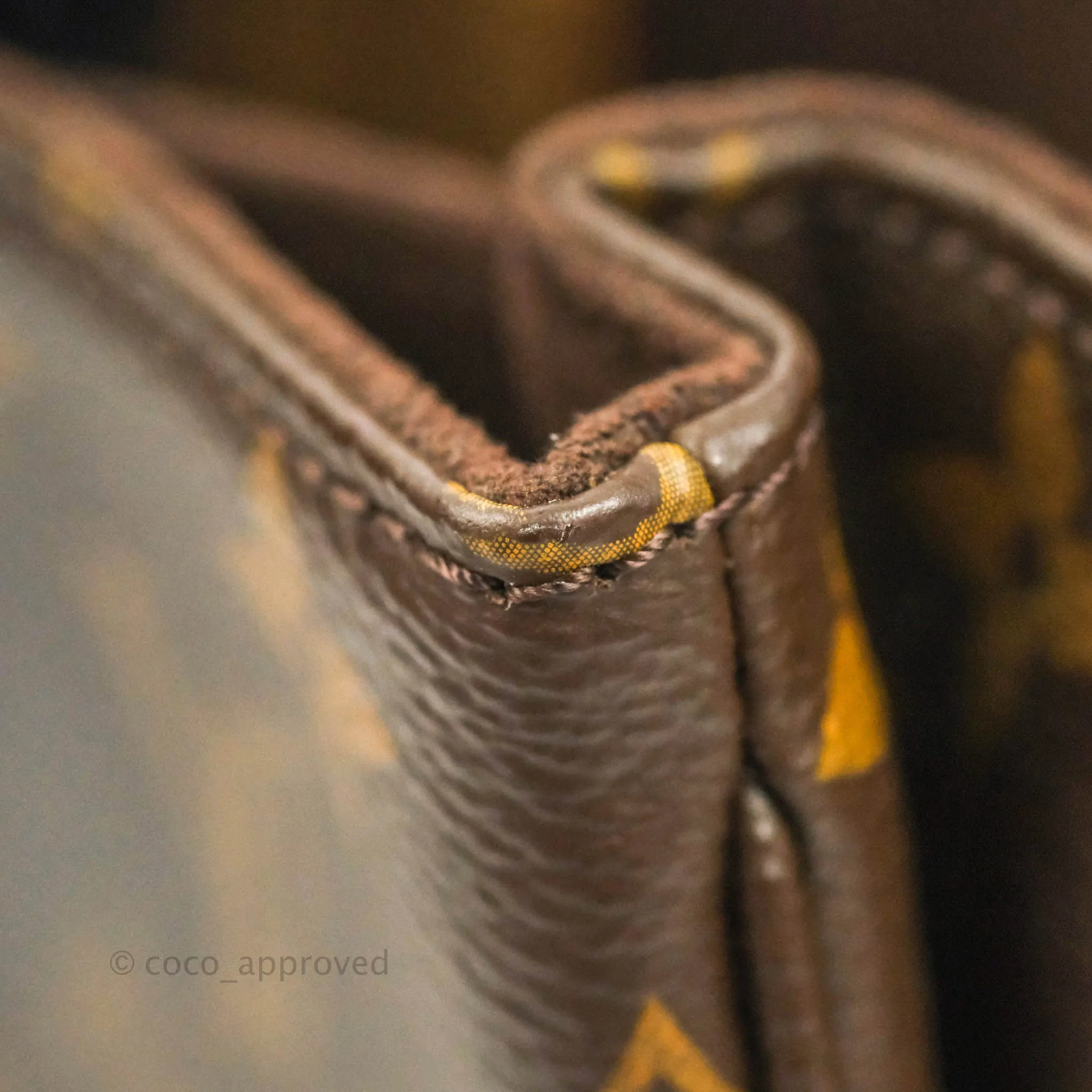 Louis Vuitton Monogram Pochette Metis