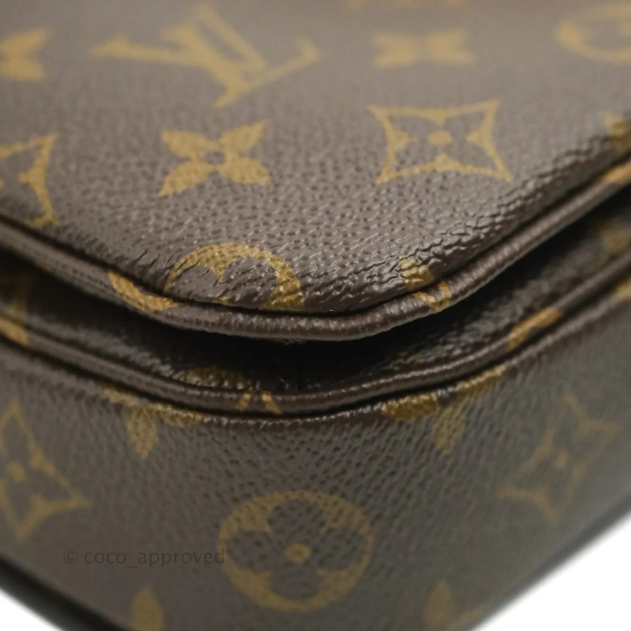 Louis Vuitton Monogram Pochette Metis