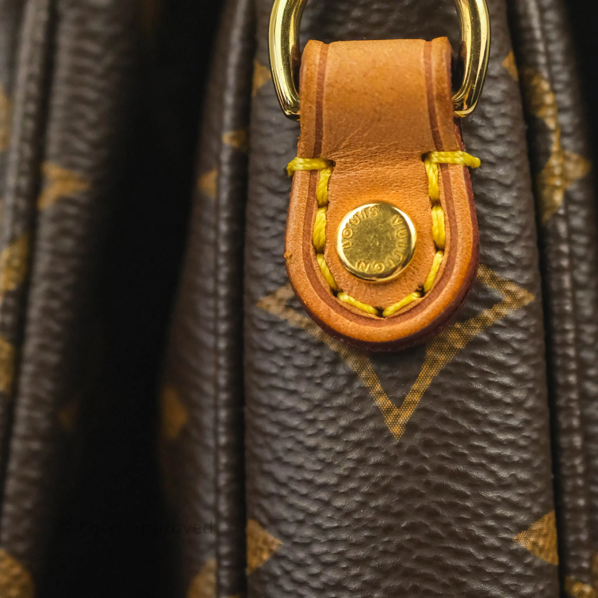 Louis Vuitton Monogram Pochette Metis