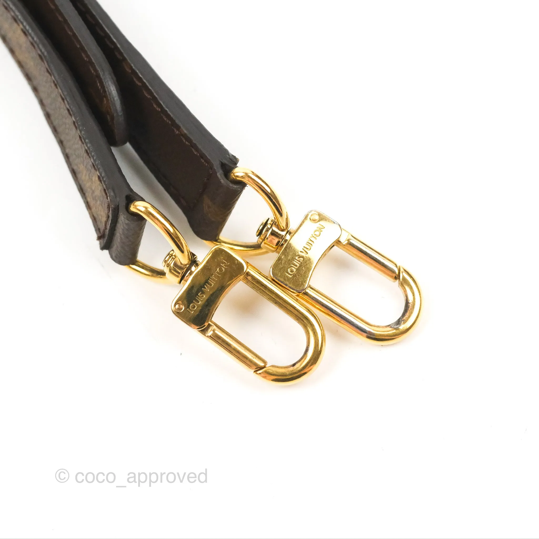 Louis Vuitton Monogram Pochette Metis