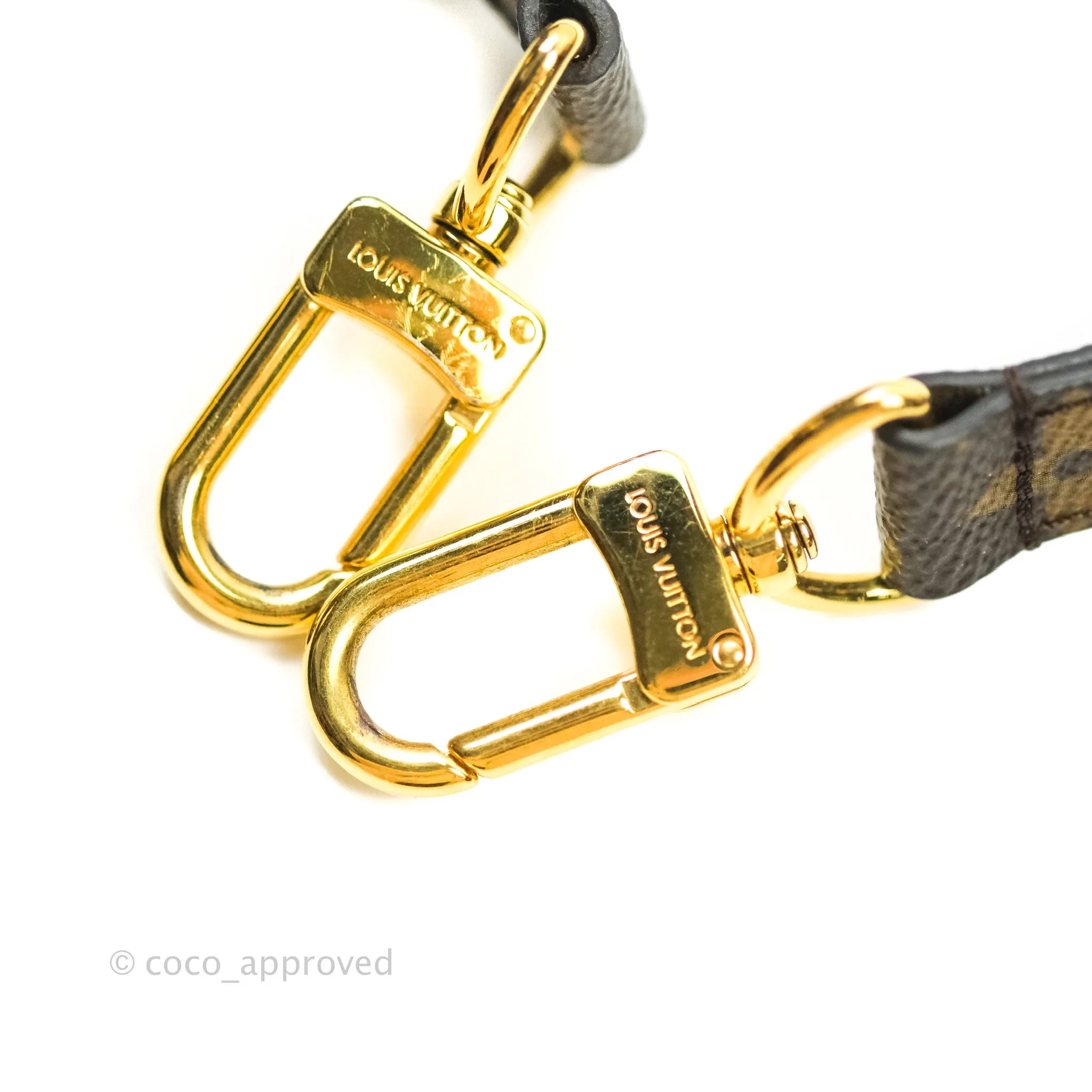 Louis Vuitton Monogram Pochette Metis