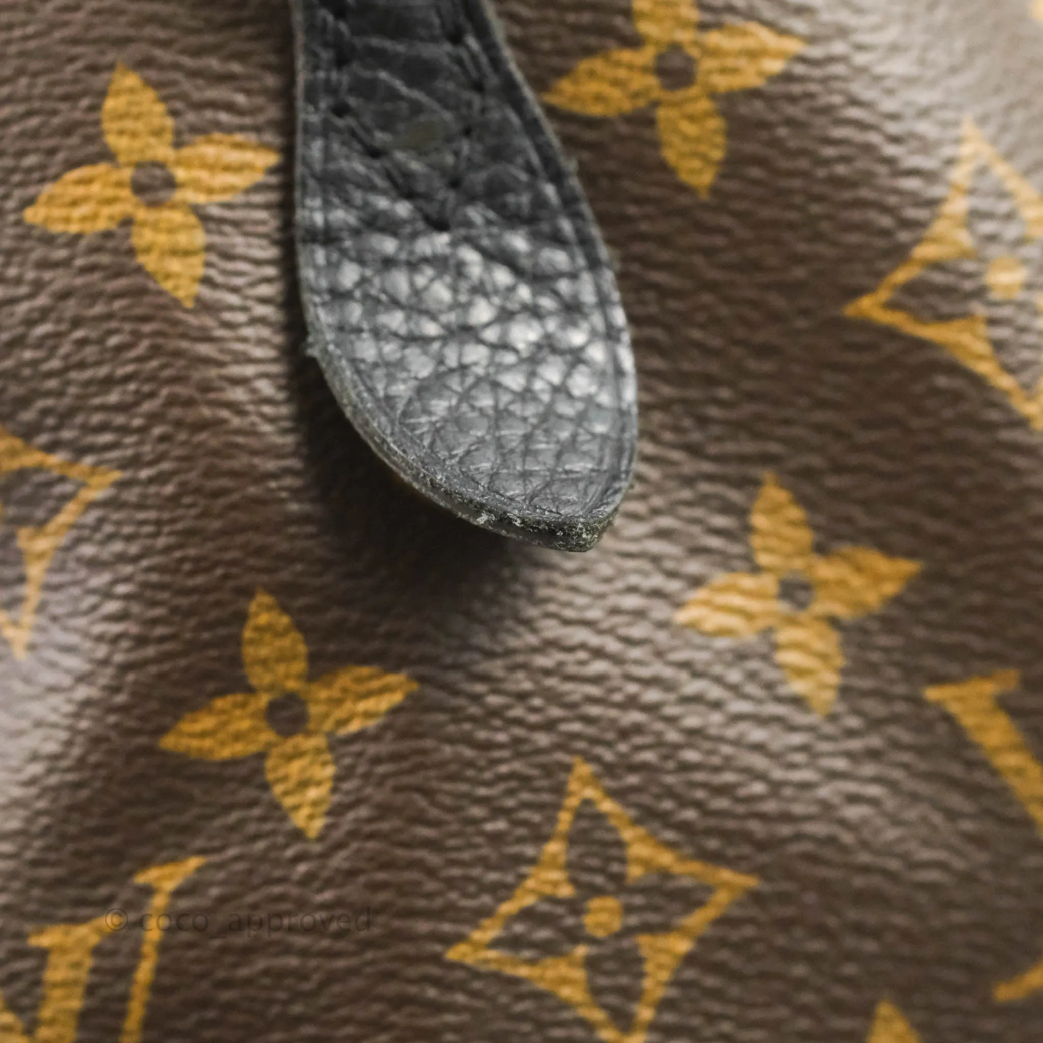 Louis Vuitton Monogram Retiro NM Black