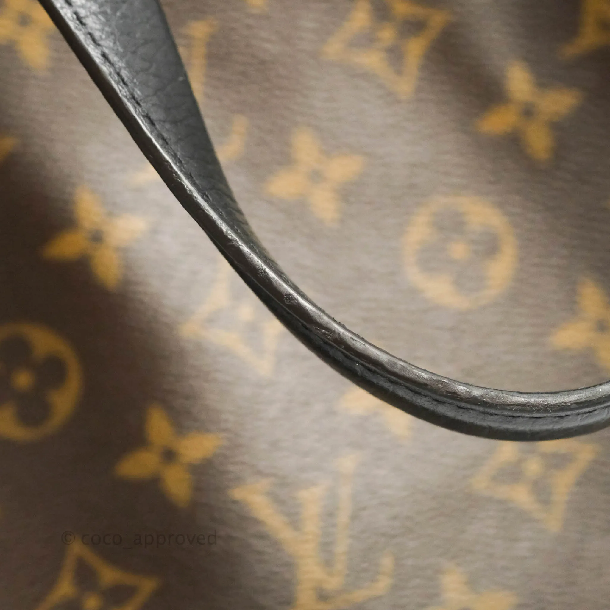 Louis Vuitton Monogram Retiro NM Black