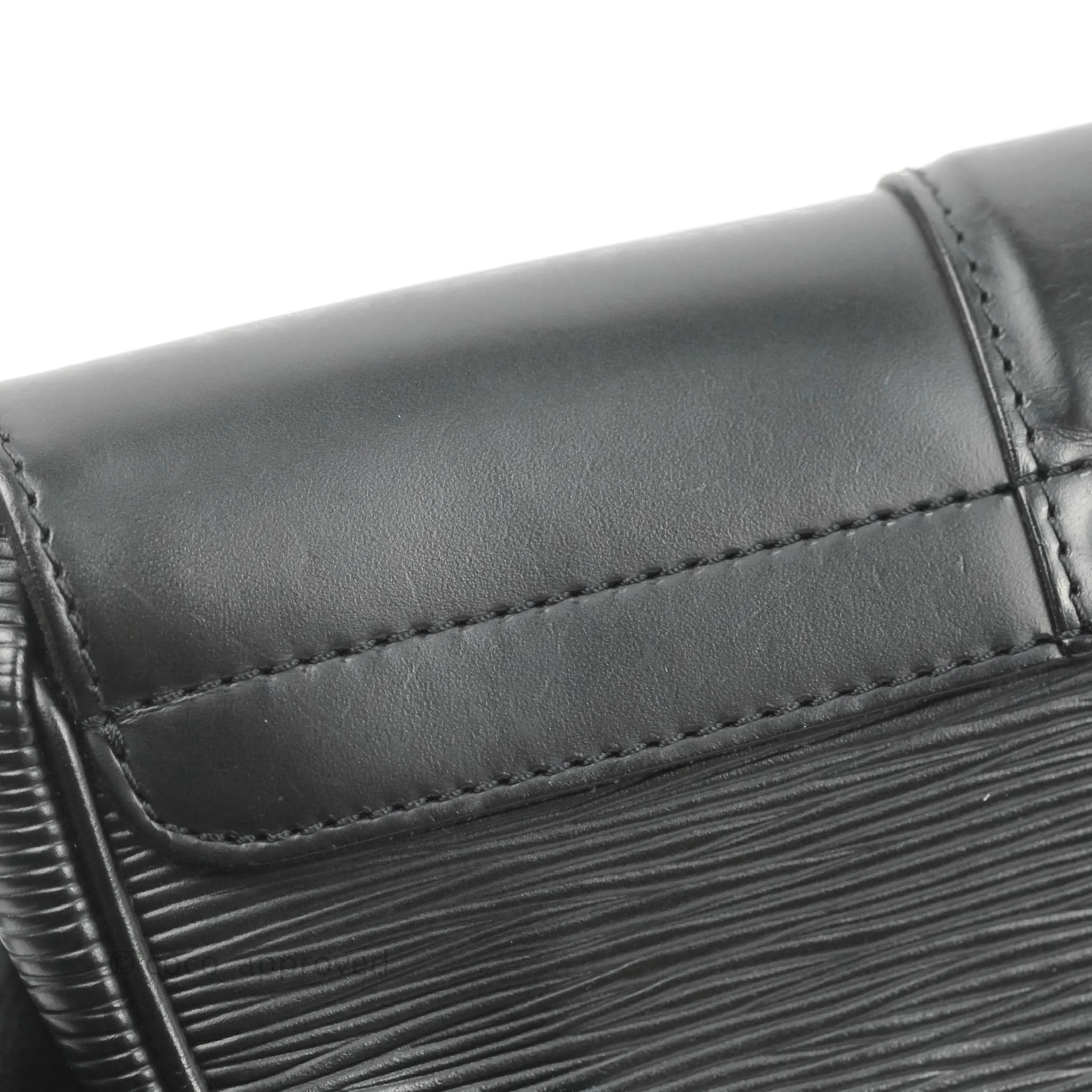 Louis Vuitton Montaigne Clutch Black Epi