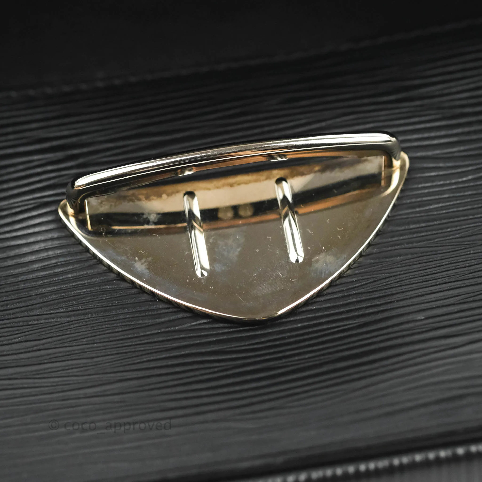 Louis Vuitton Montaigne Clutch Black Epi