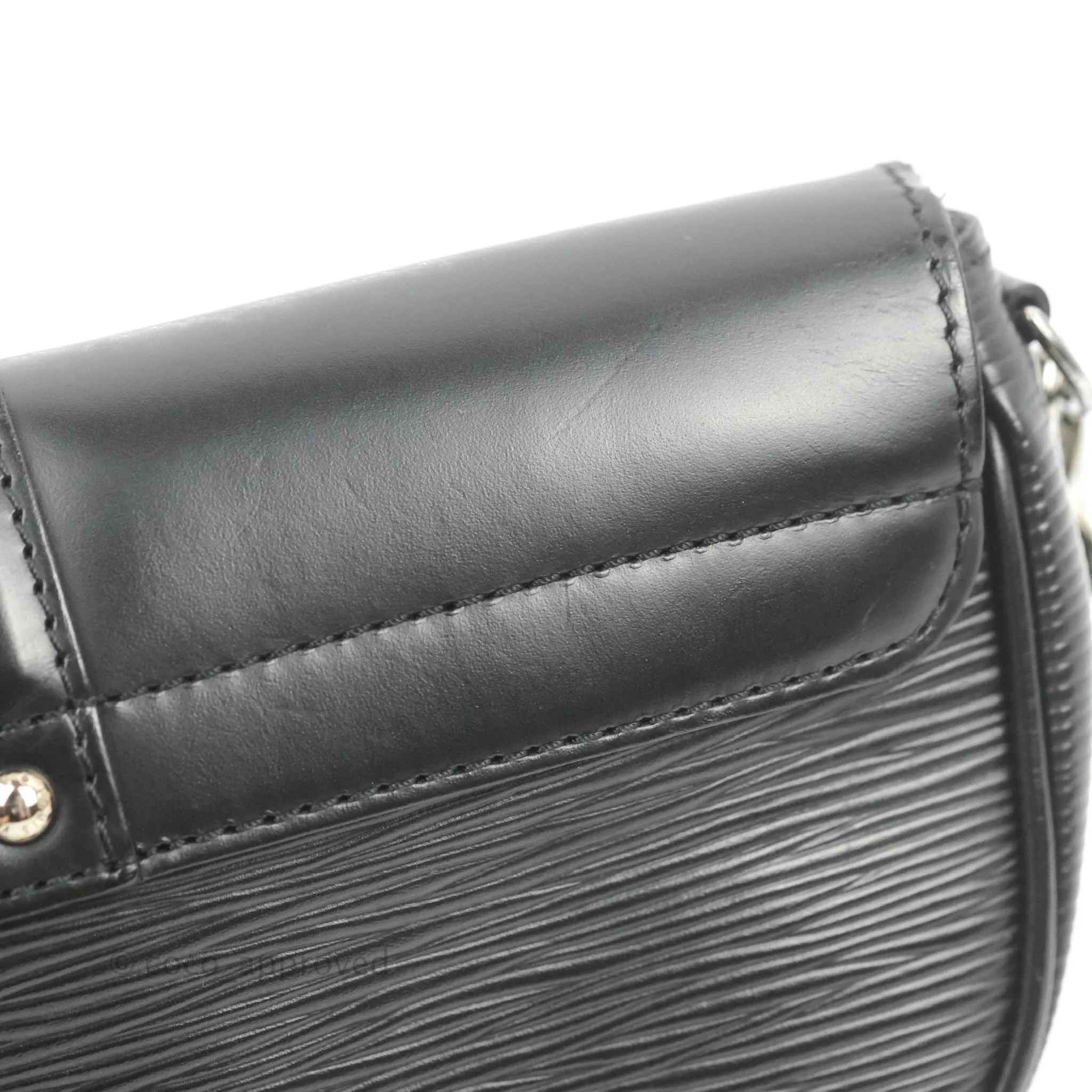 Louis Vuitton Montaigne Clutch Black Epi