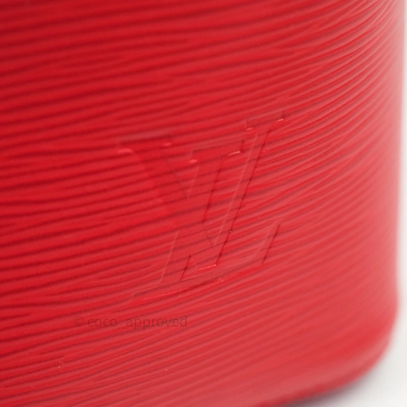 Louis Vuitton Neonoe Coquelicot Epi Leather