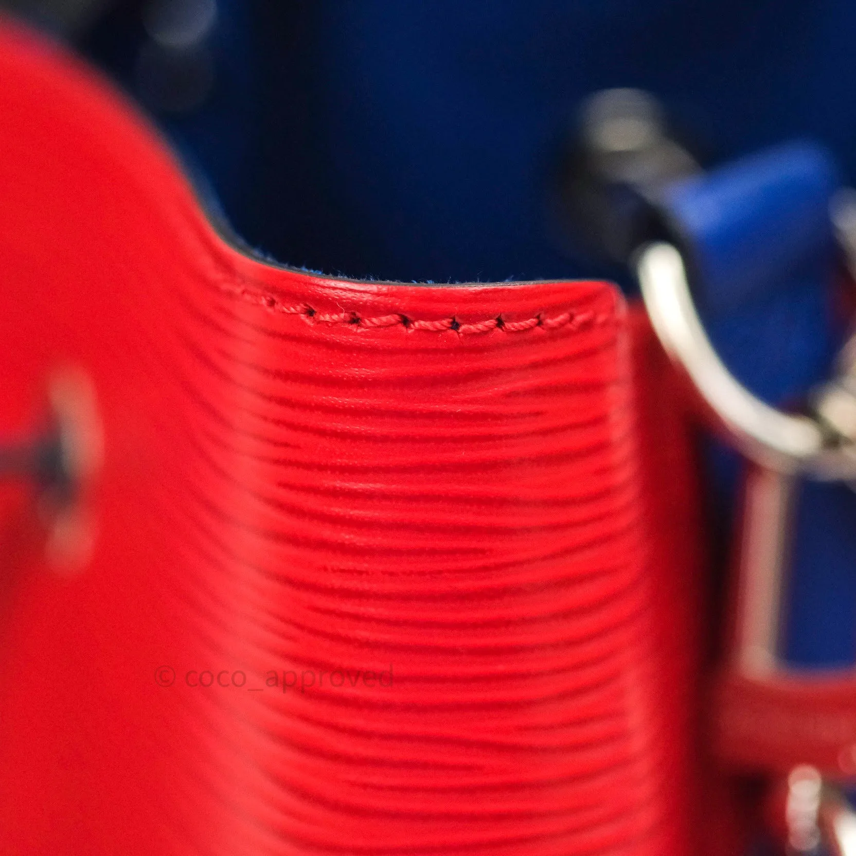 Louis Vuitton Neonoe Coquelicot Epi Leather