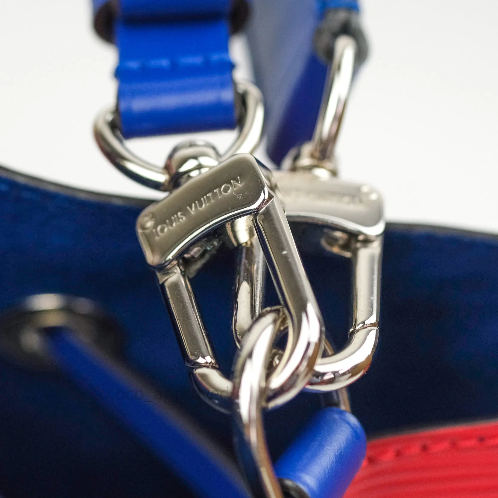 Louis Vuitton Neonoe Coquelicot Epi Leather