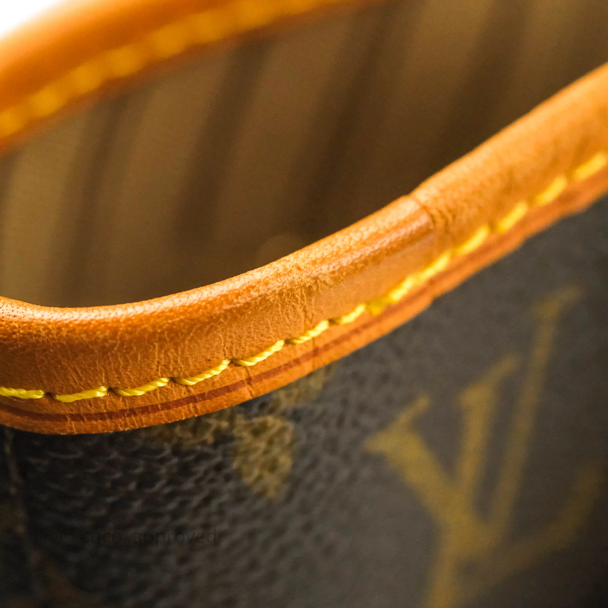Louis Vuitton Neverfull MM Tote Bag Monogram Canvas