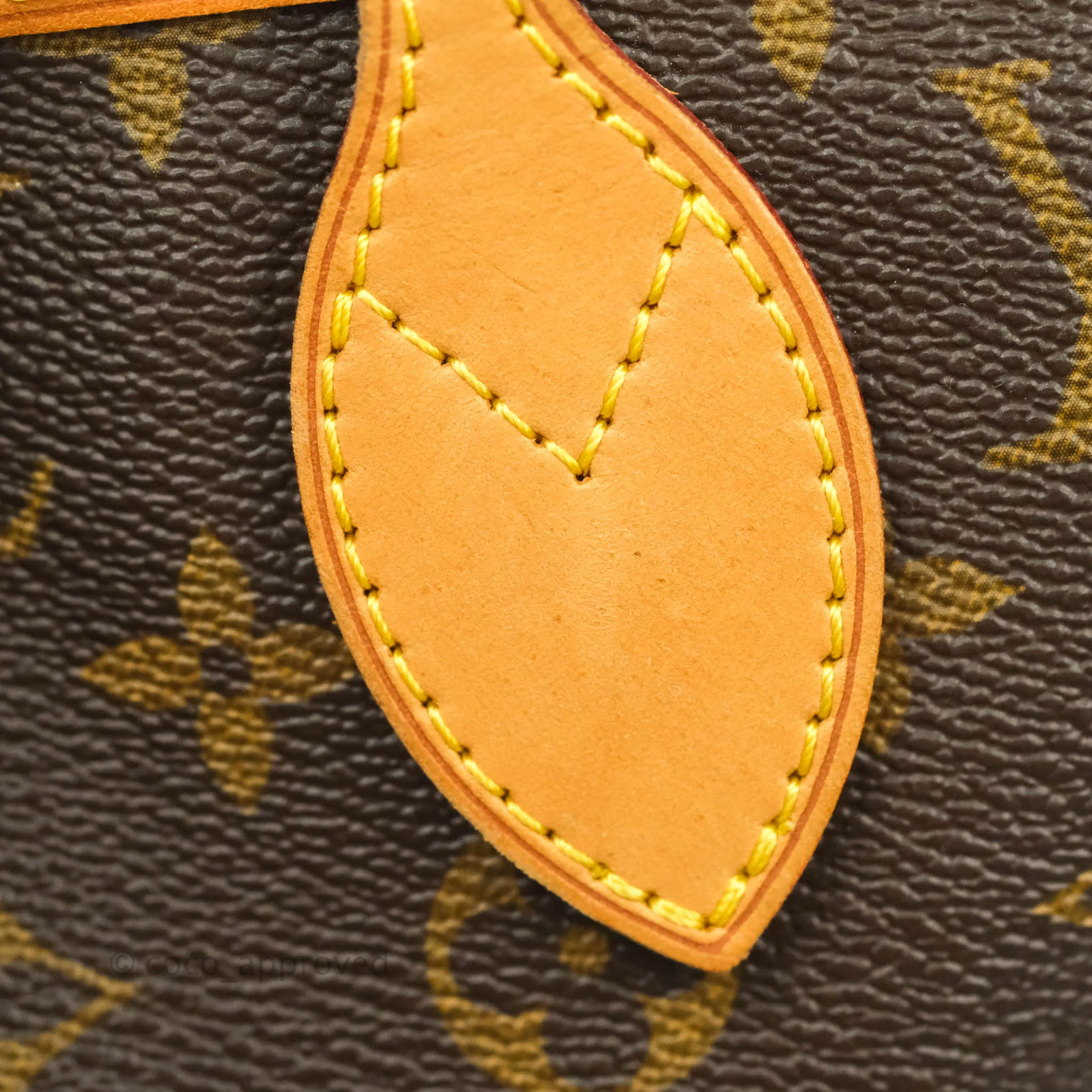 Louis Vuitton Neverfull MM Tote Bag Monogram Canvas