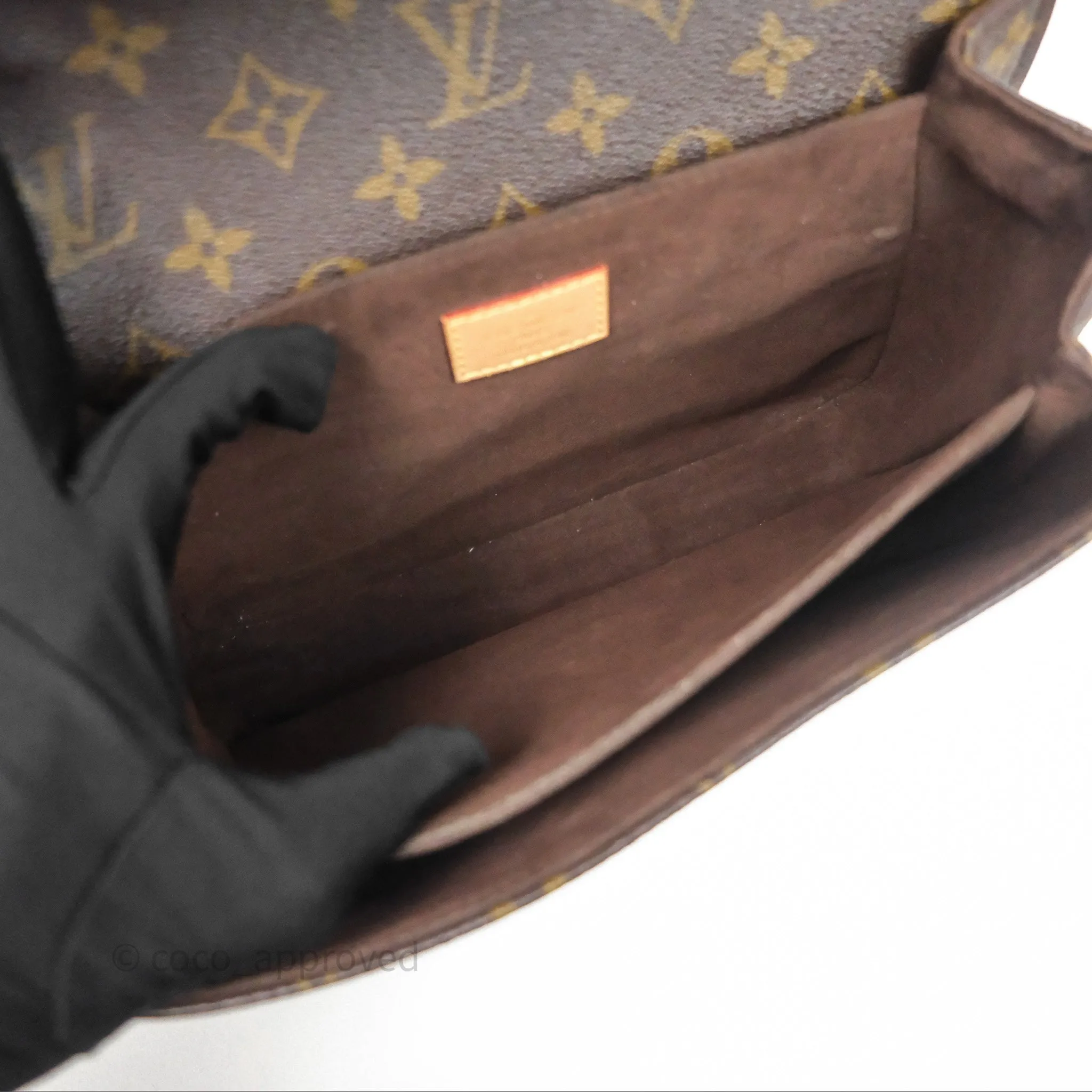 Louis Vuitton Pochette Metis Monogram Canvas