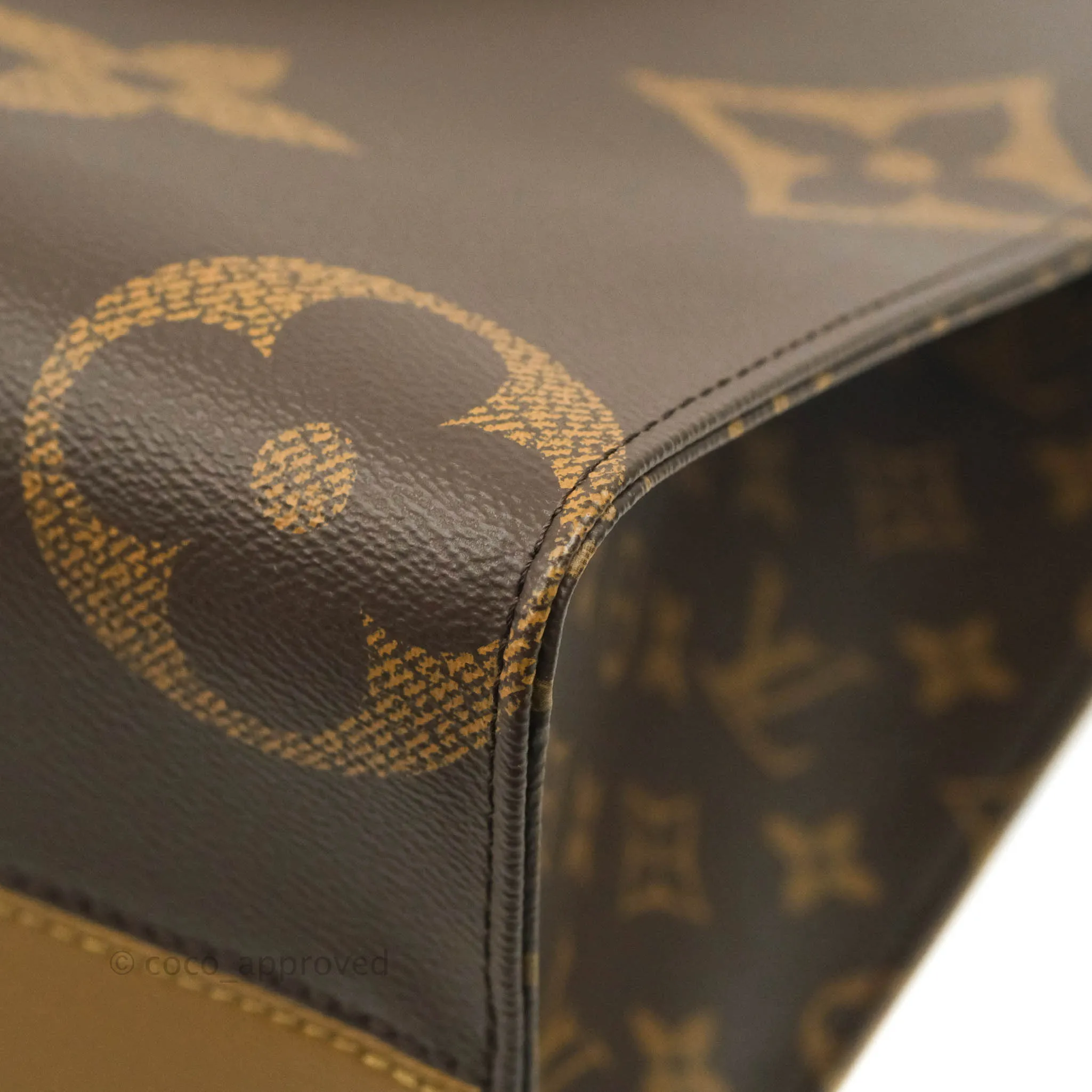 Louis Vuitton Reverse Monogram OnTheGo MM