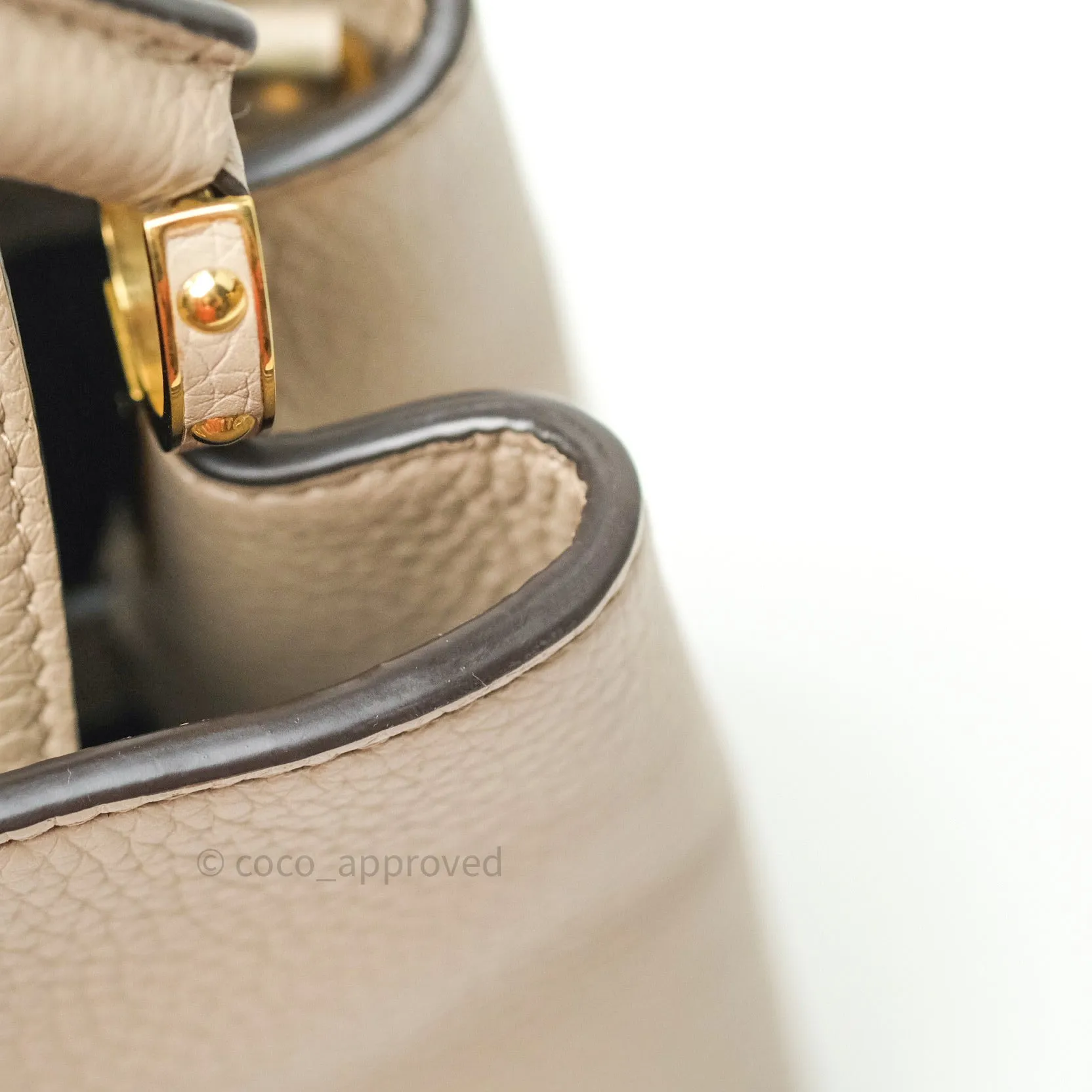Louis Vuitton Taurillon Capucines BB Galet