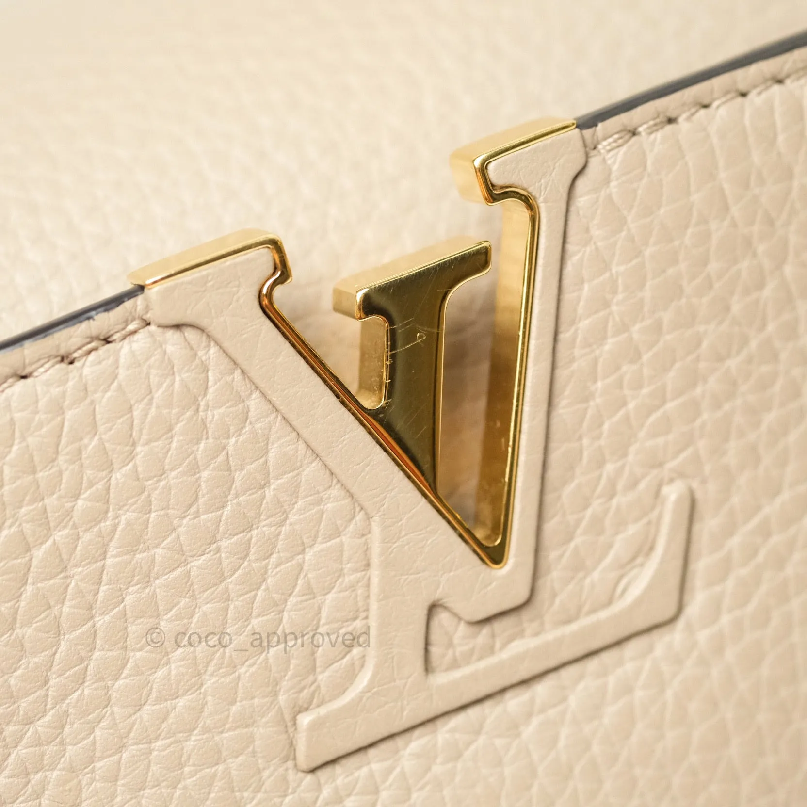 Louis Vuitton Taurillon Capucines BB Galet