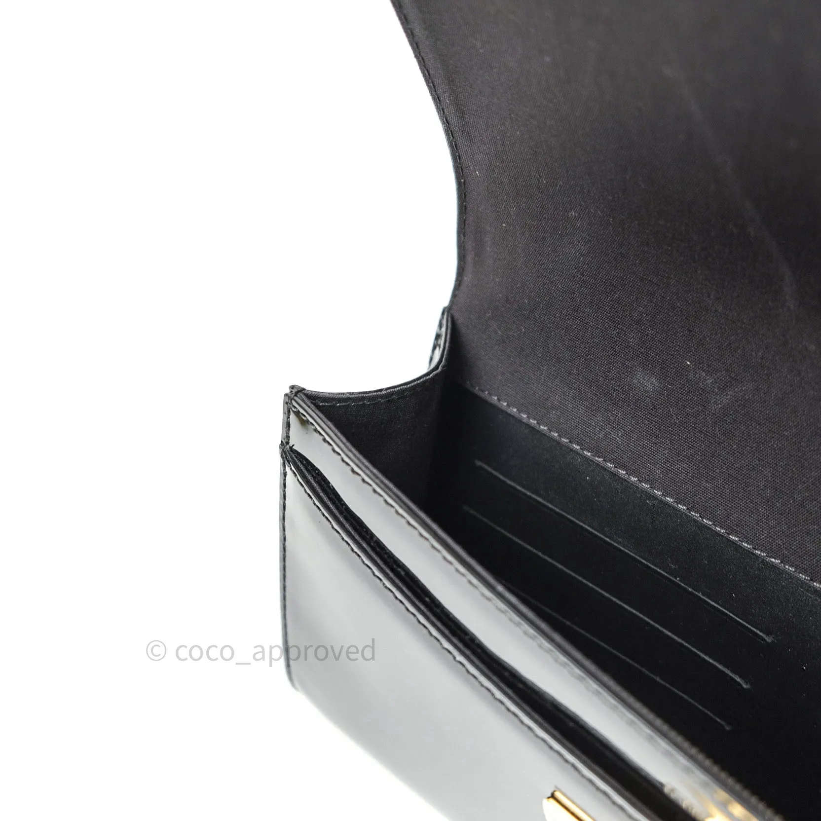 Louis Vuitton Vernis Louise Clutch Black