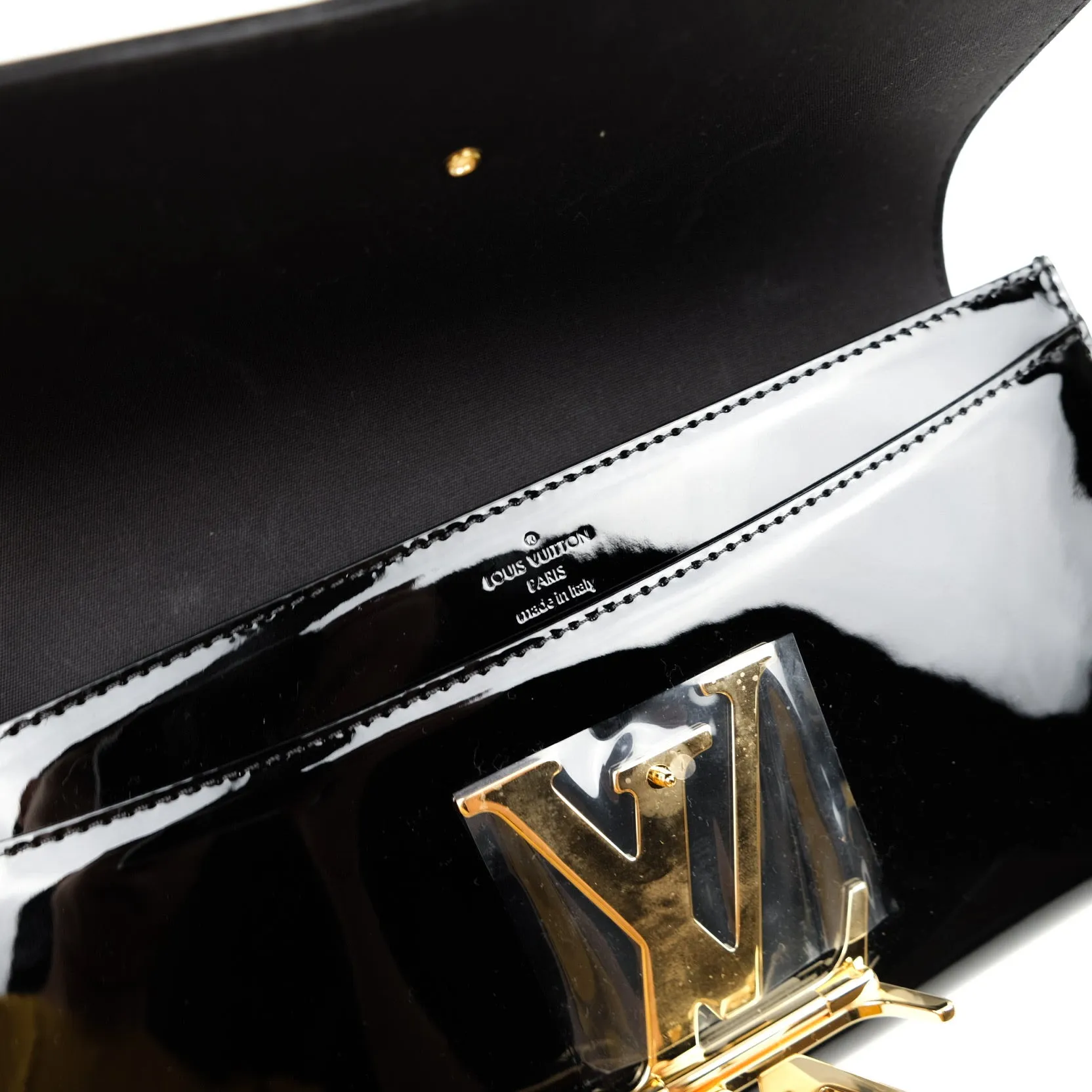 Louis Vuitton Vernis Louise Clutch Black