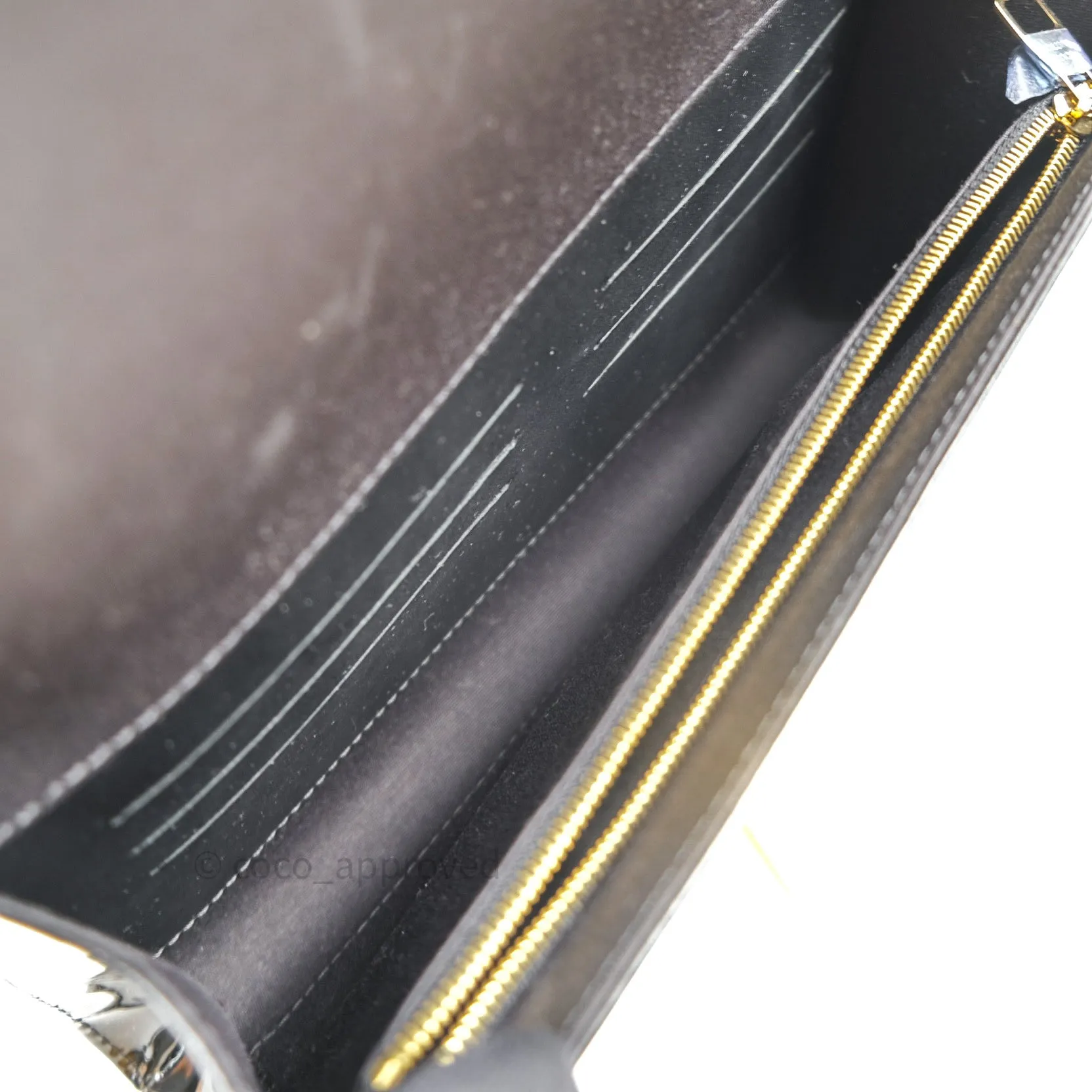 Louis Vuitton Vernis Louise Clutch Black