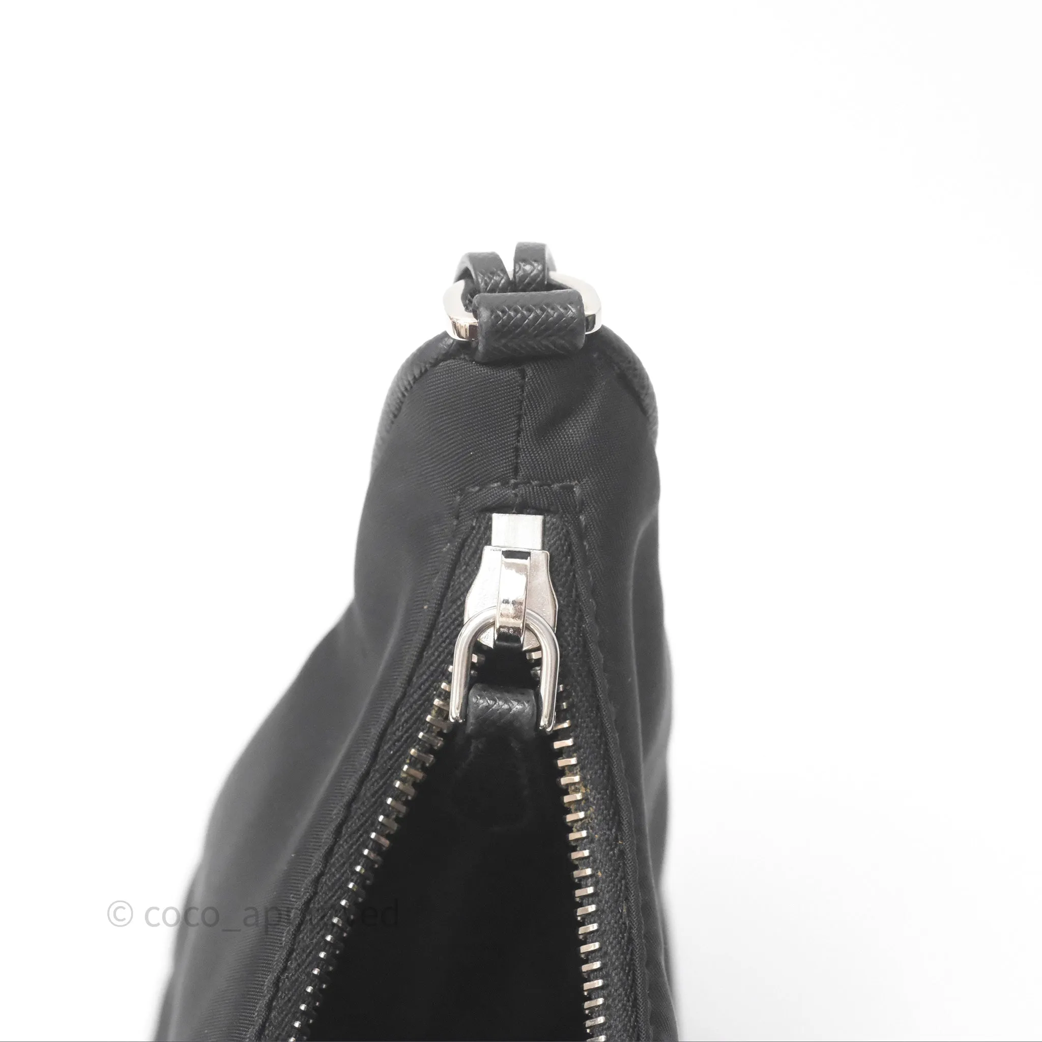 Prada Nylon Re-Edition 2005 Shoulder Bag Black