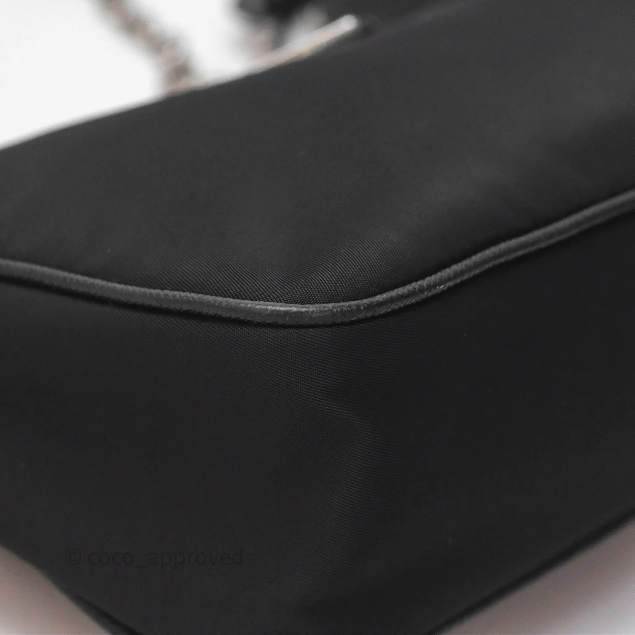 Prada Nylon Re-Edition 2005 Shoulder Bag Black