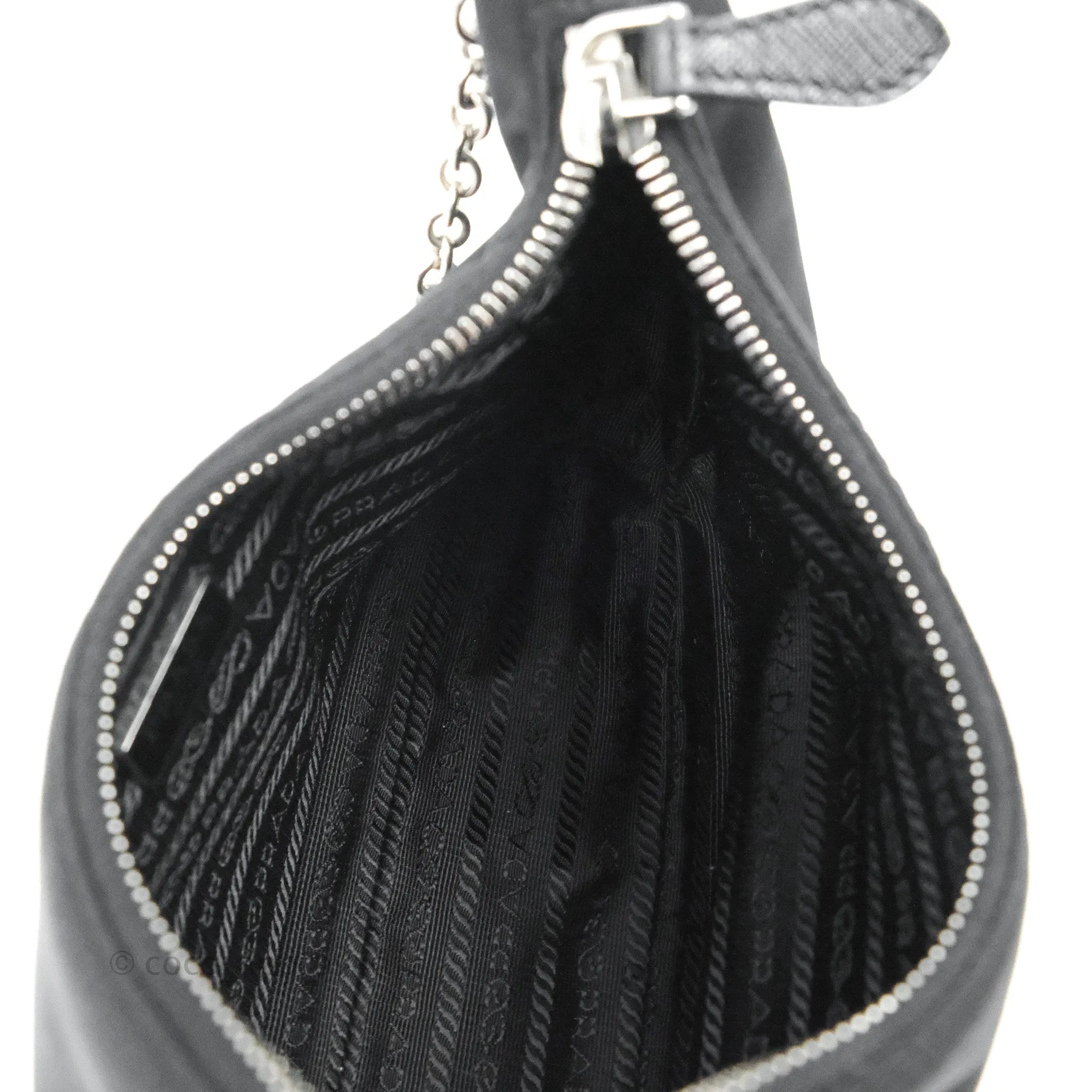 Prada Nylon Re-Edition 2005 Shoulder Bag Black