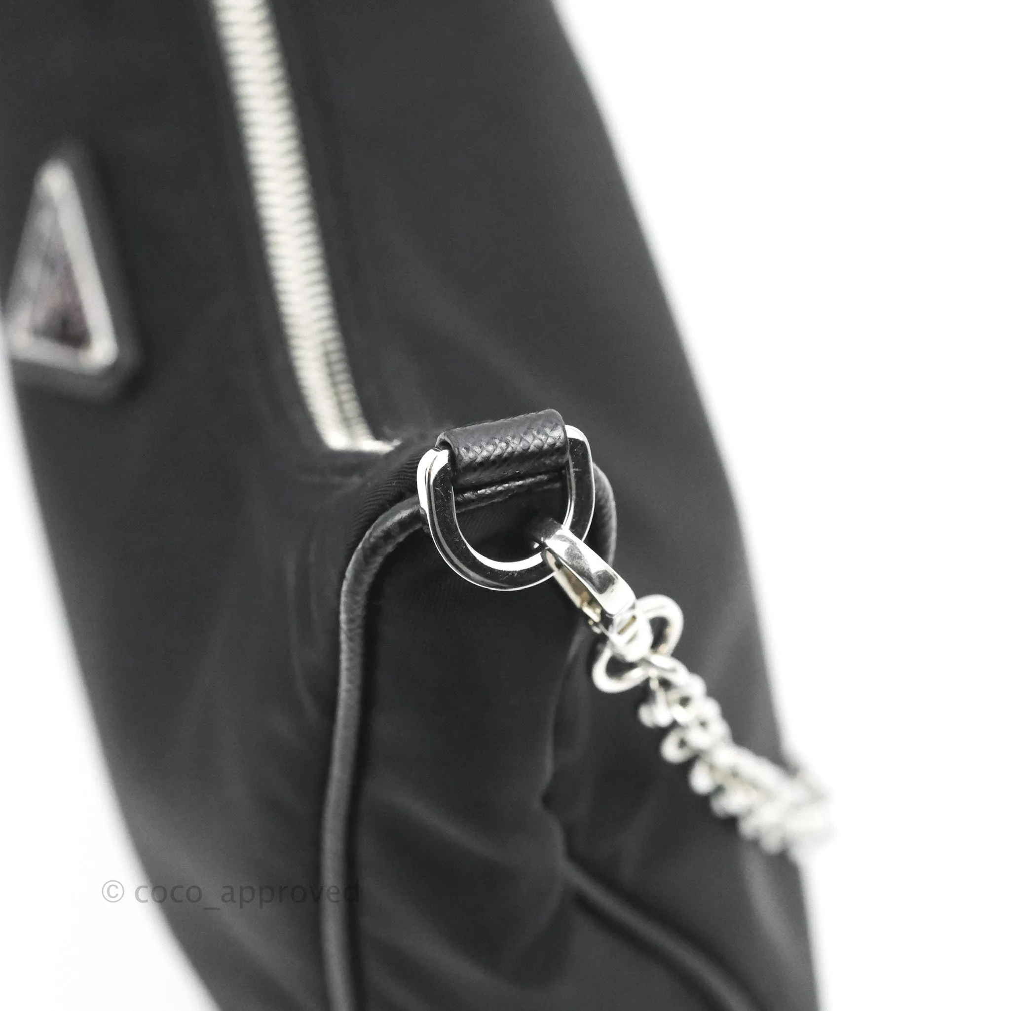 Prada Nylon Re-Edition 2005 Shoulder Bag Black