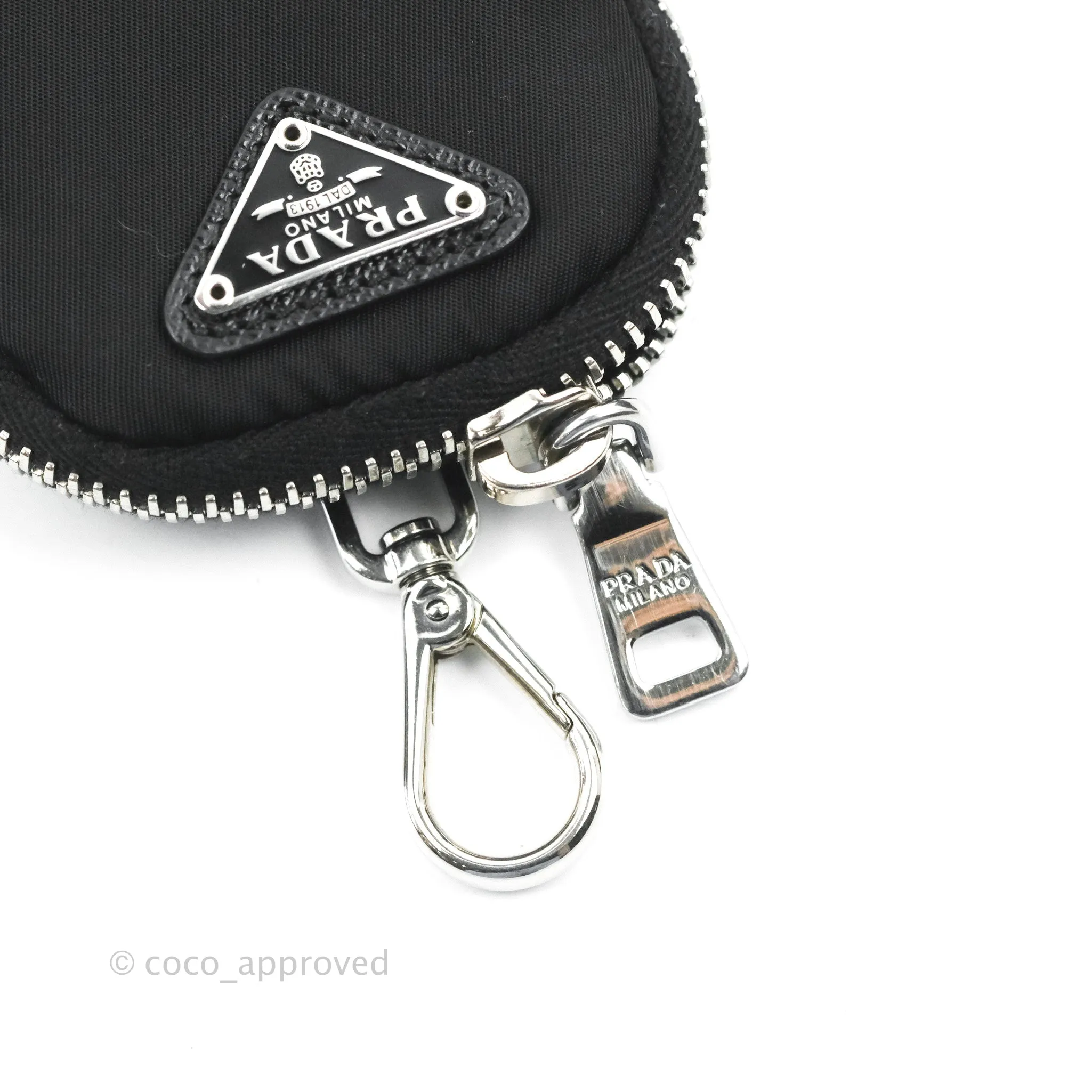 Prada Nylon Re-Edition 2005 Shoulder Bag Black