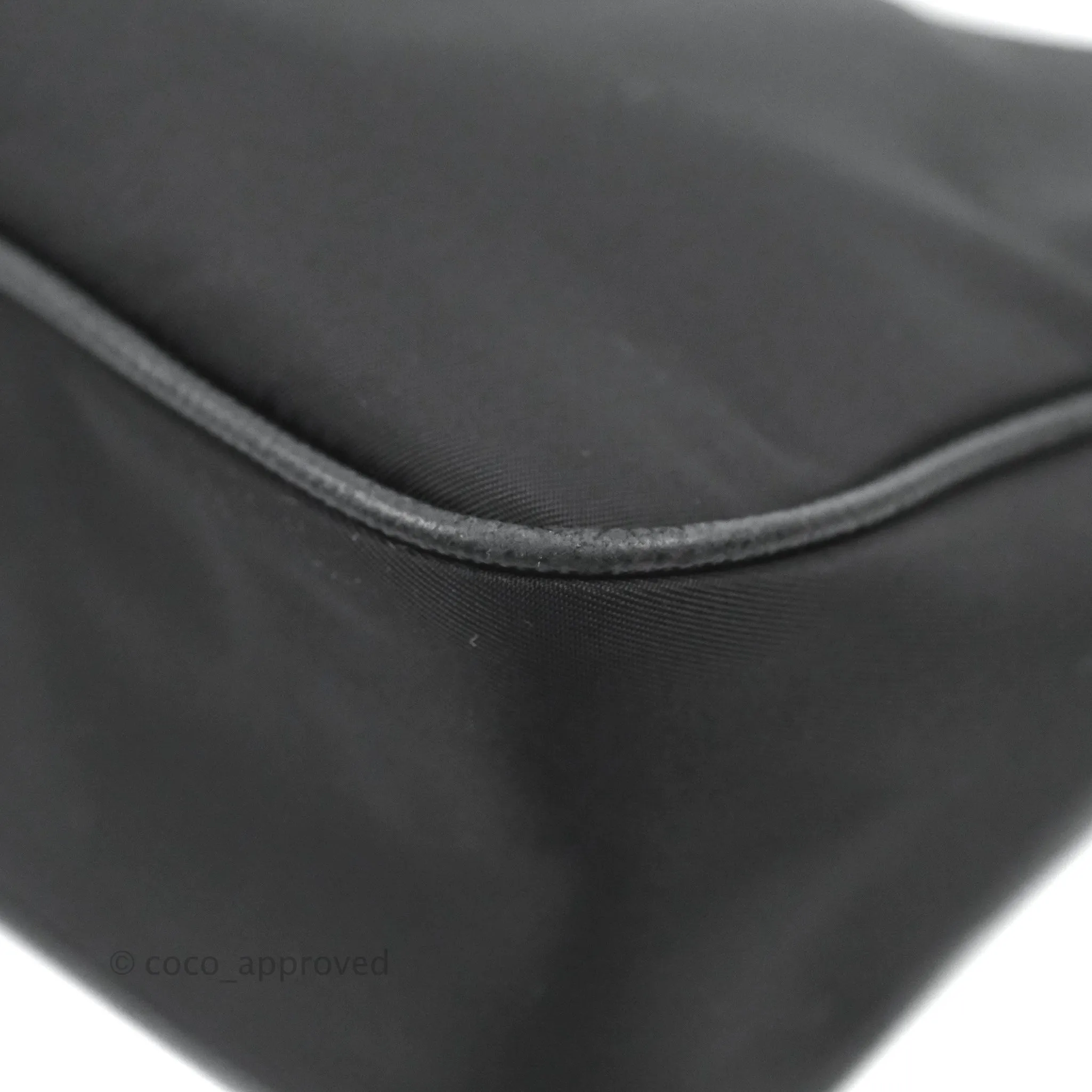 Prada Nylon Re-Edition 2005 Shoulder Bag Black