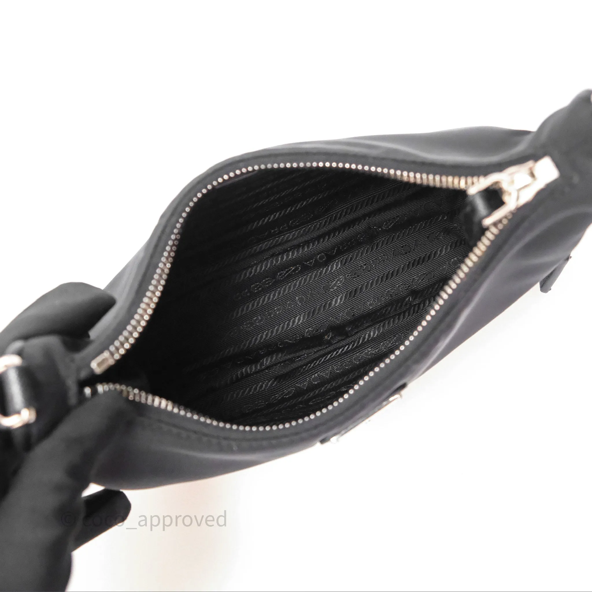 Prada Nylon Re-Edition 2005 Shoulder Bag Black