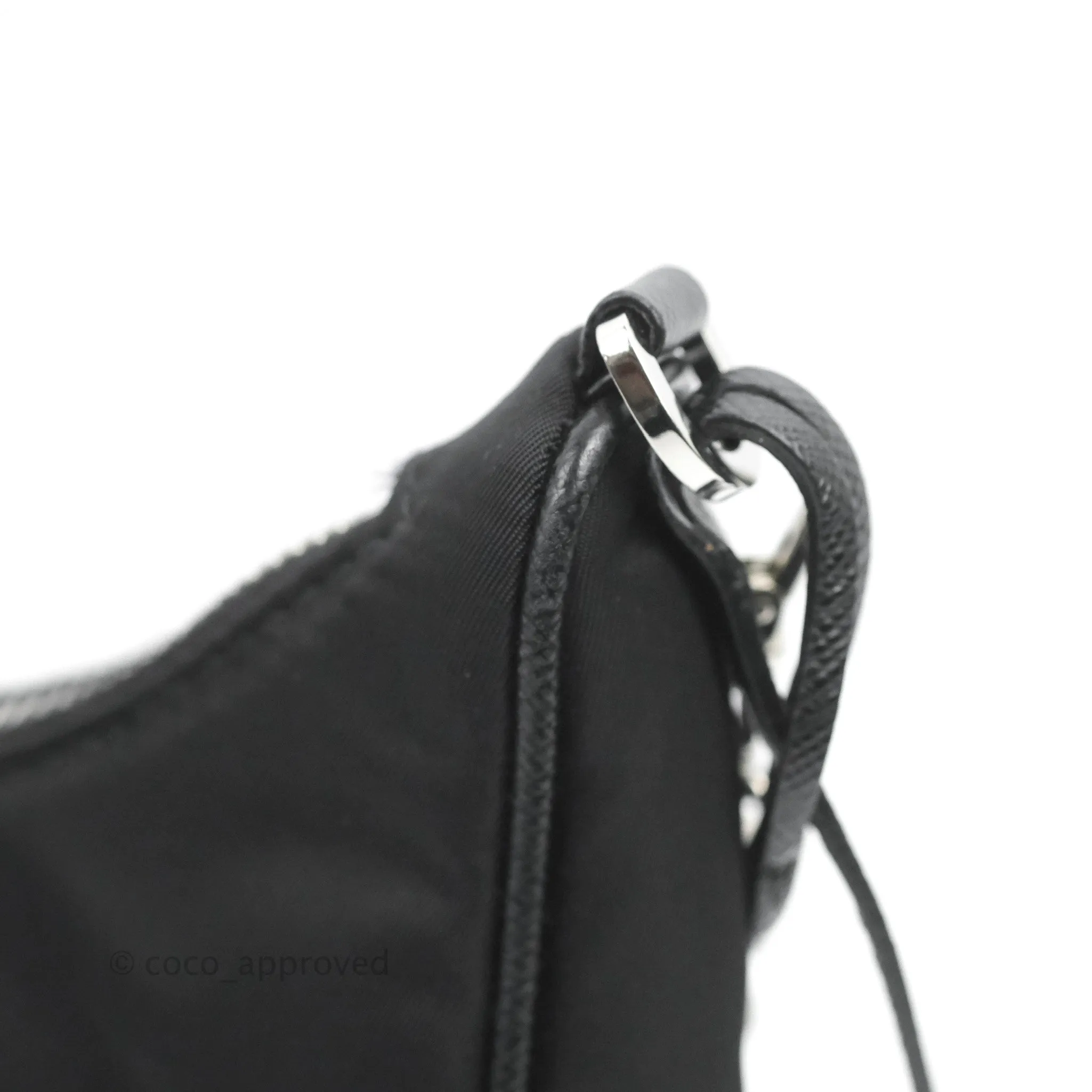 Prada Nylon Re-Edition 2005 Shoulder Bag Black