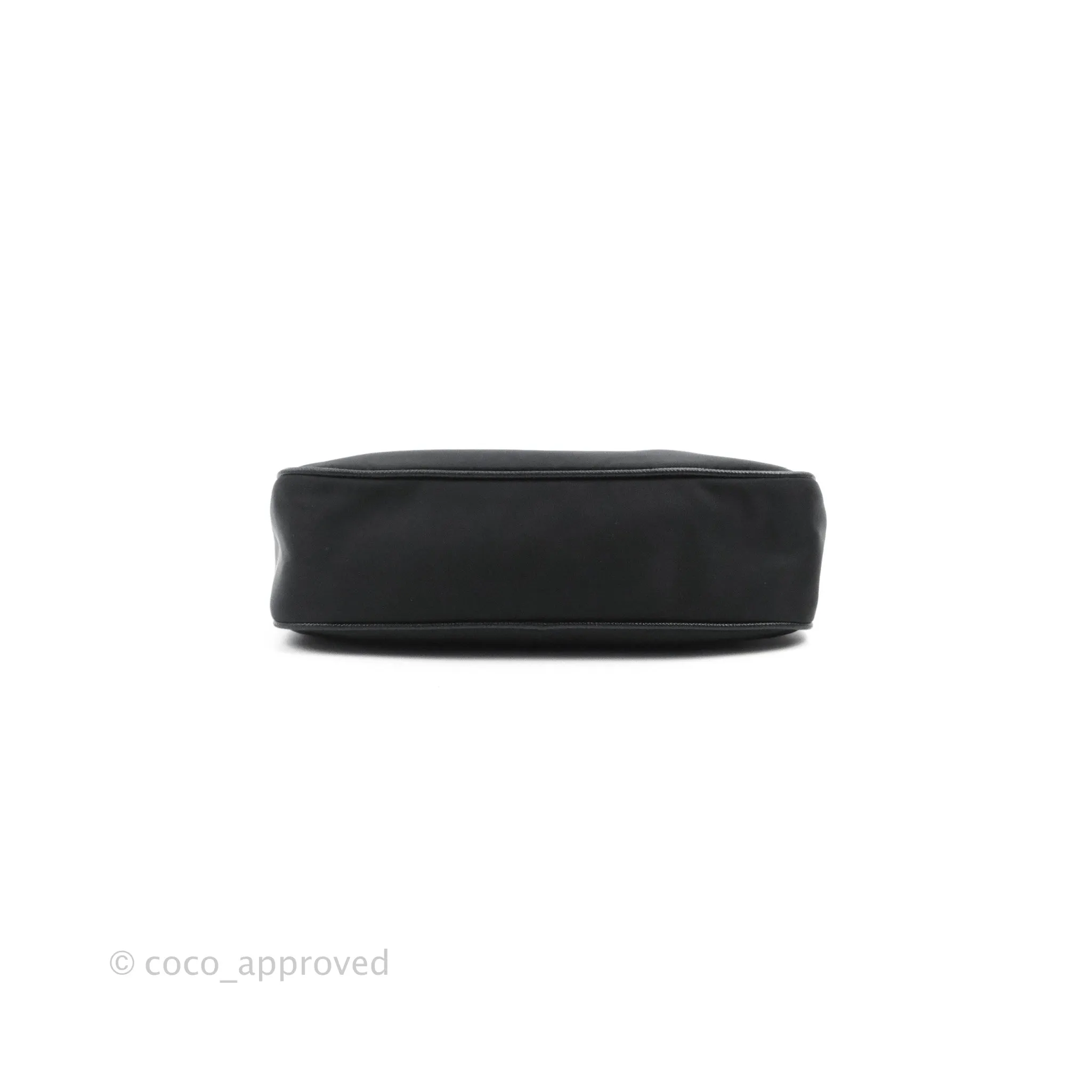 Prada Nylon Re-Edition 2005 Shoulder Bag Black