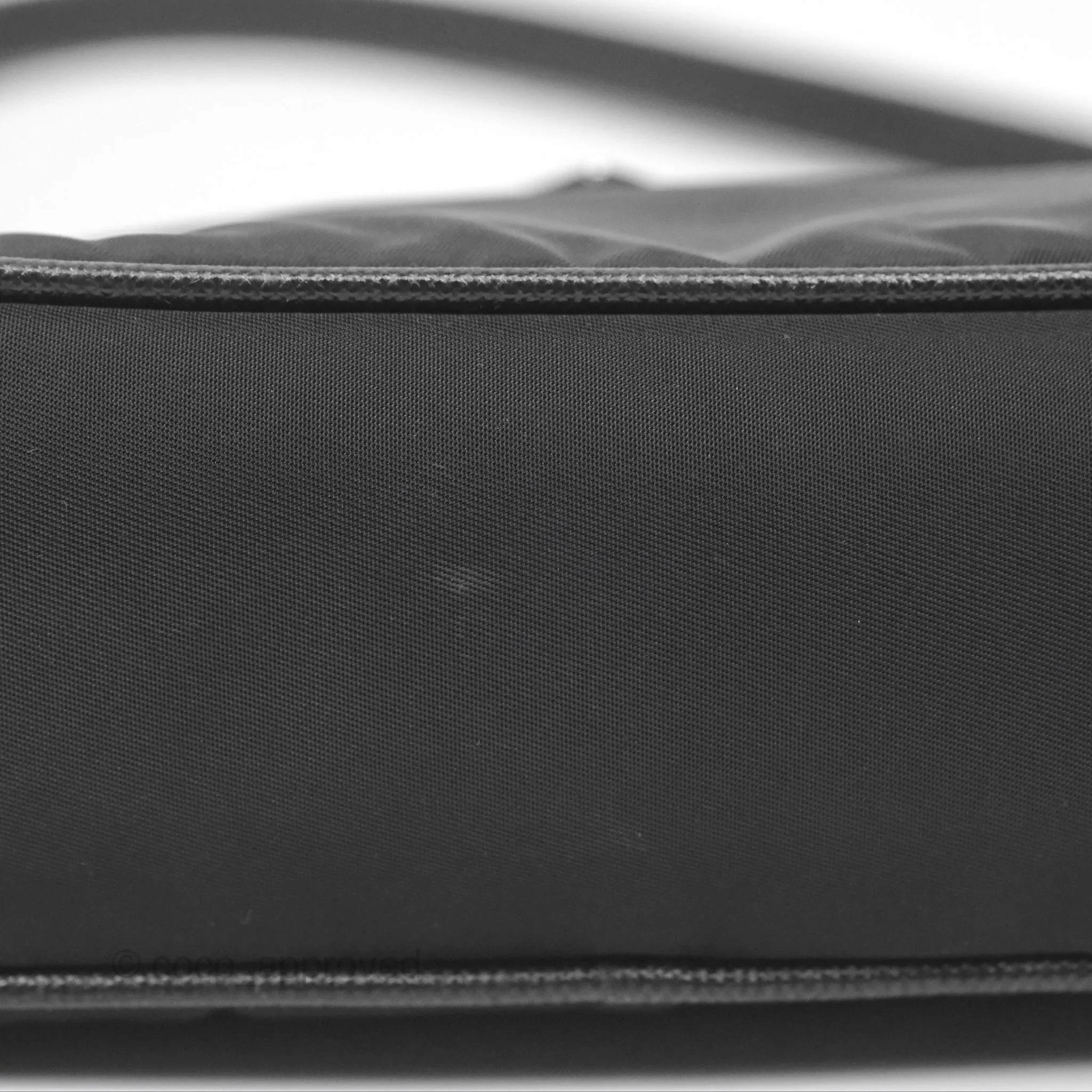 Prada Re-Edition 2005 Nylon Mini Bag Black Silver Hardware