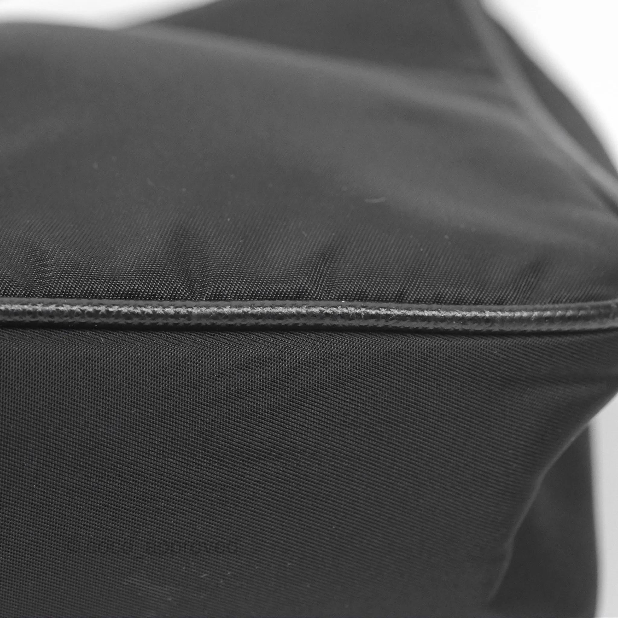 Prada Re-Edition 2005 Nylon Mini Bag Black Silver Hardware