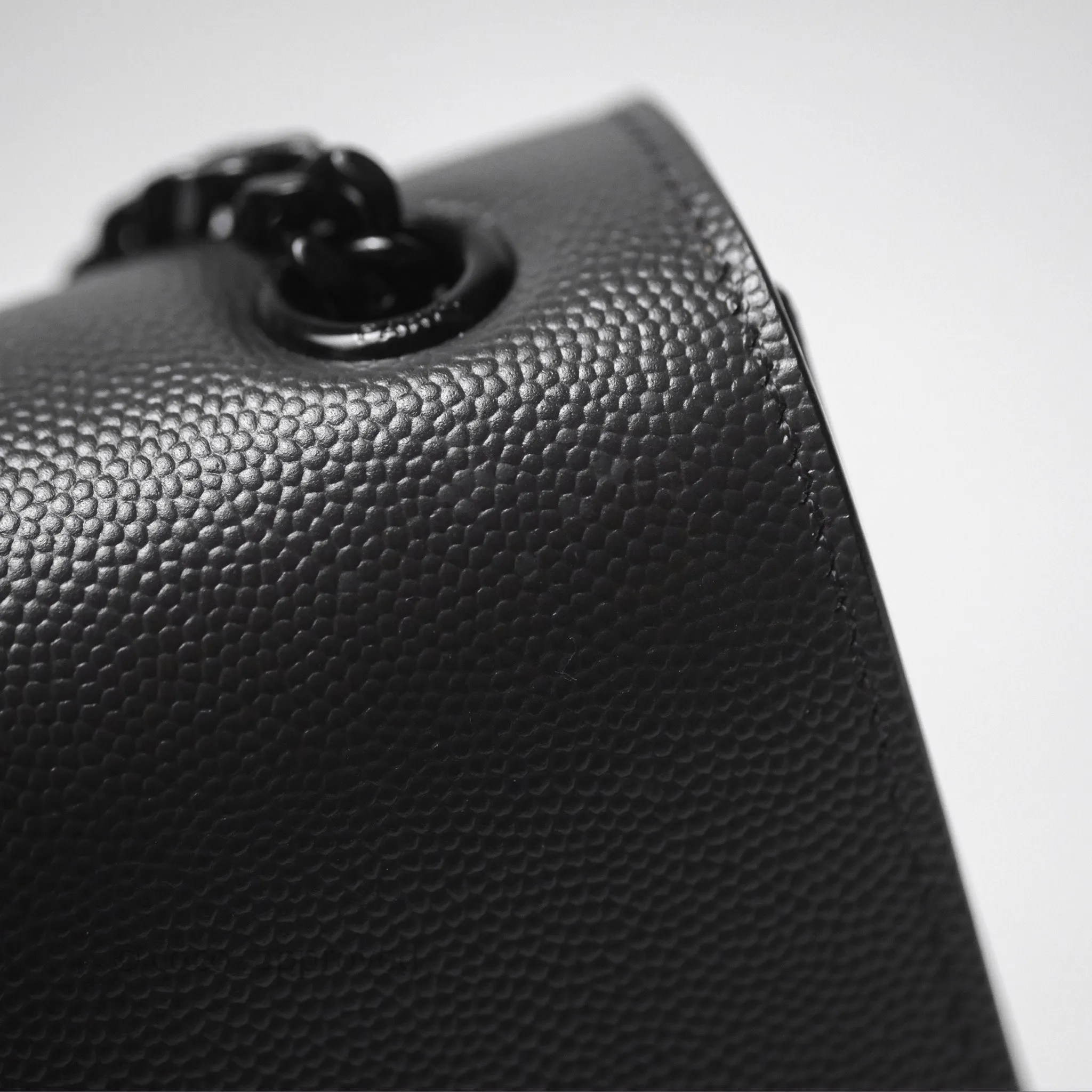 Saint Laurent Kate Medium Grained Leather Shoulder Bag So Black