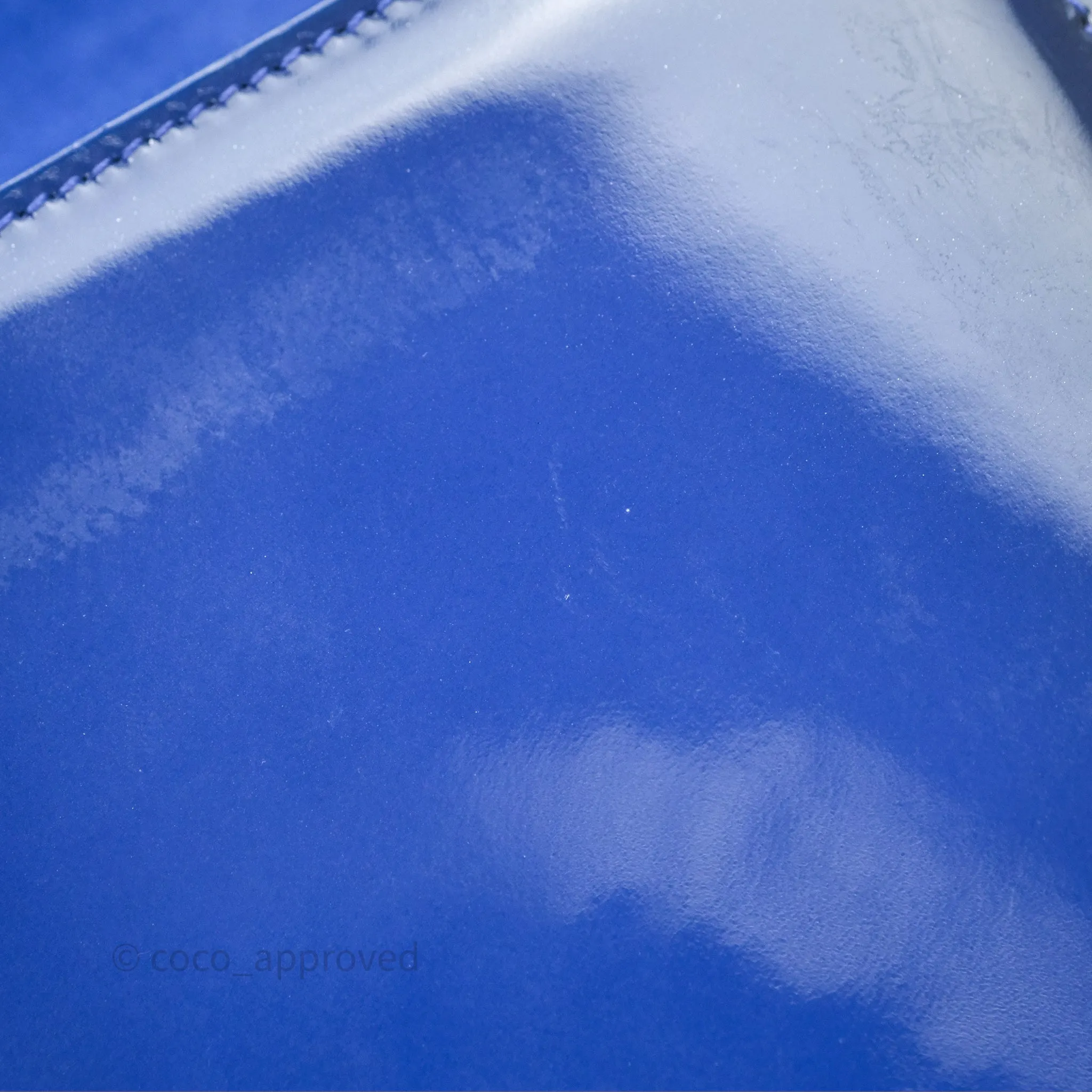 Saint Laurent Large Belle De Jour Clutch Blue Patent