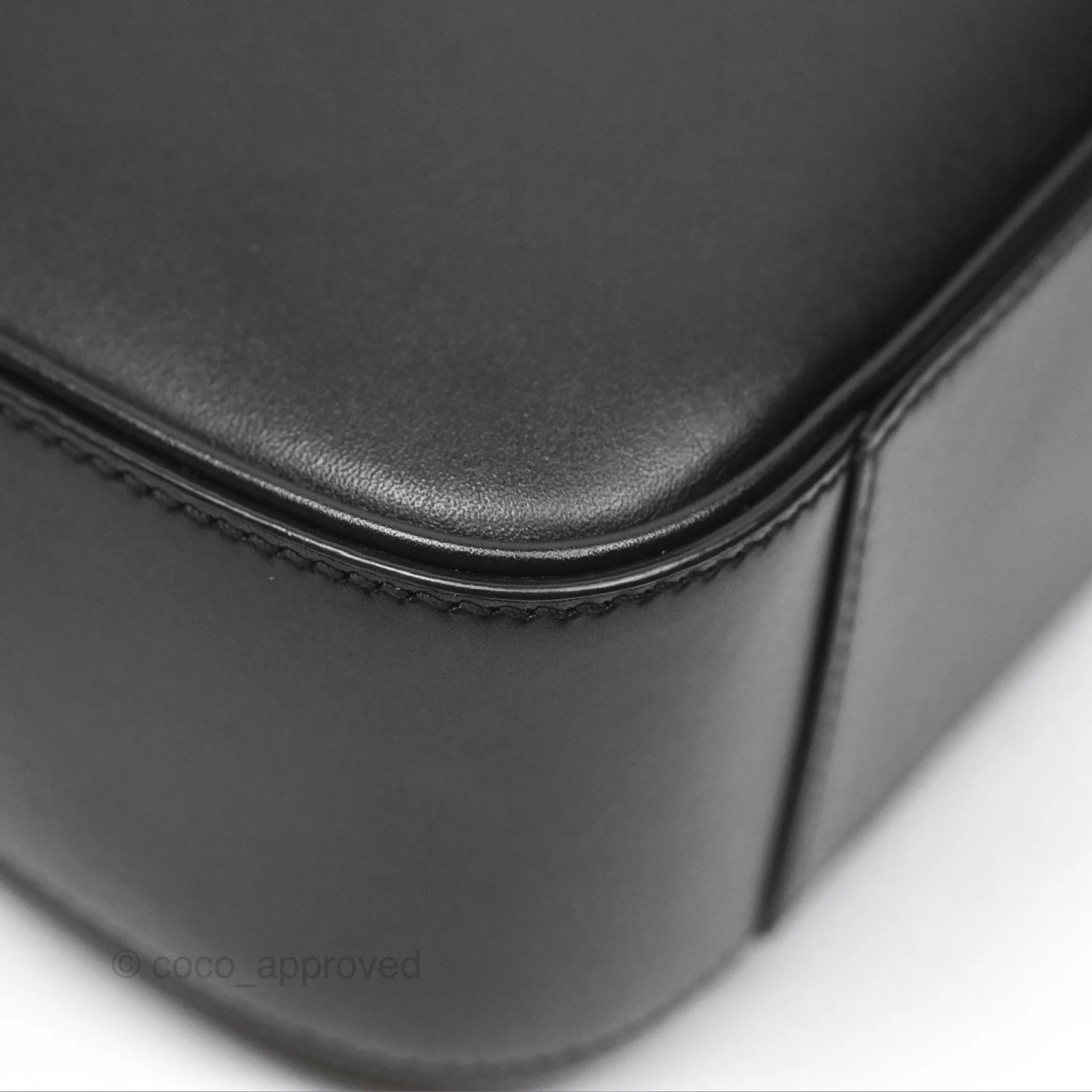 Saint Laurent 'Le 5 a 7' Hobo Bag Black Smooth Calfskin