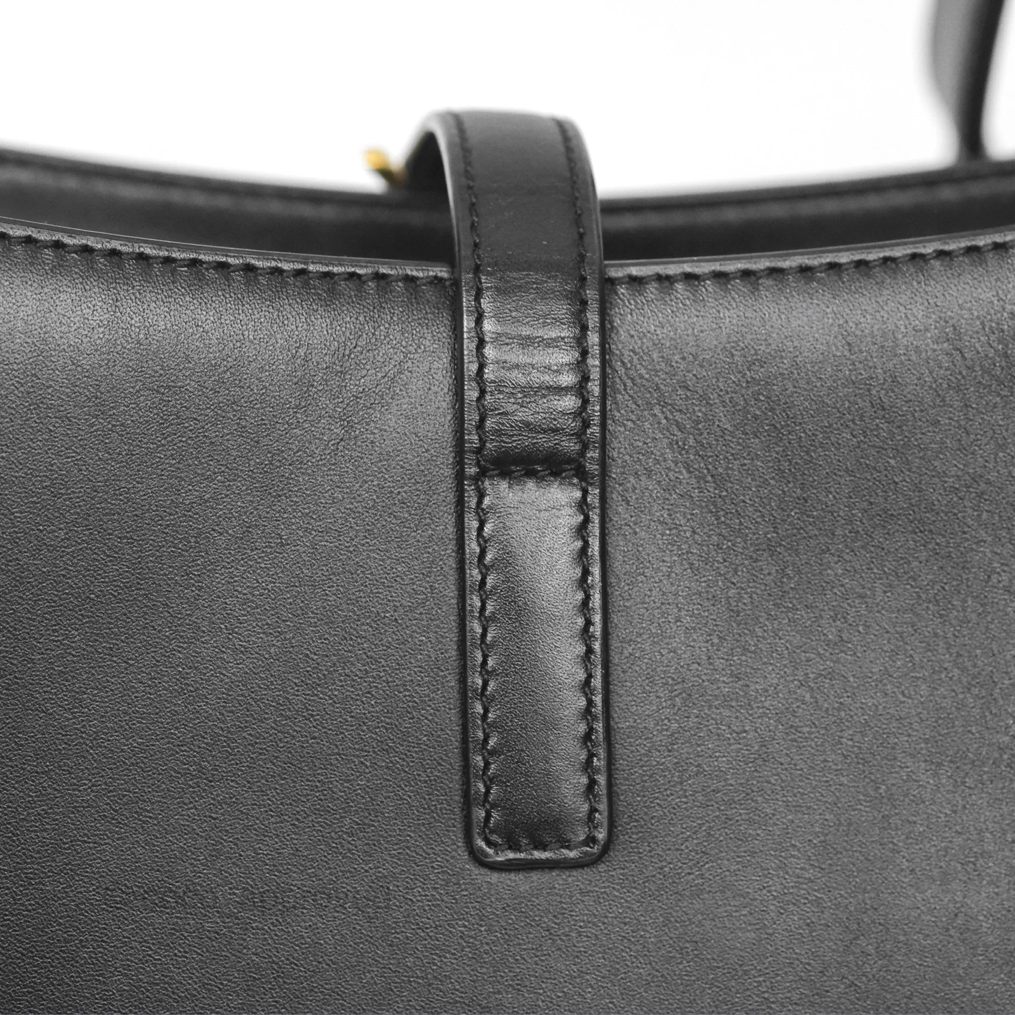 Saint Laurent 'Le 5 a 7' Hobo Bag Black Smooth Calfskin