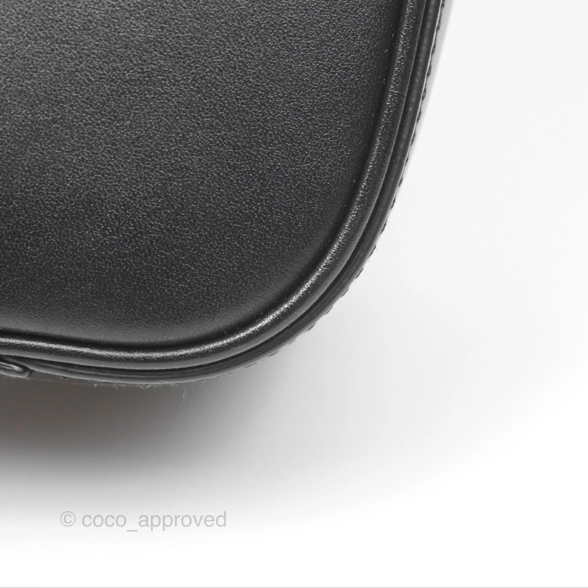Saint Laurent 'Le 5 a 7' Hobo Bag Black Smooth Calfskin
