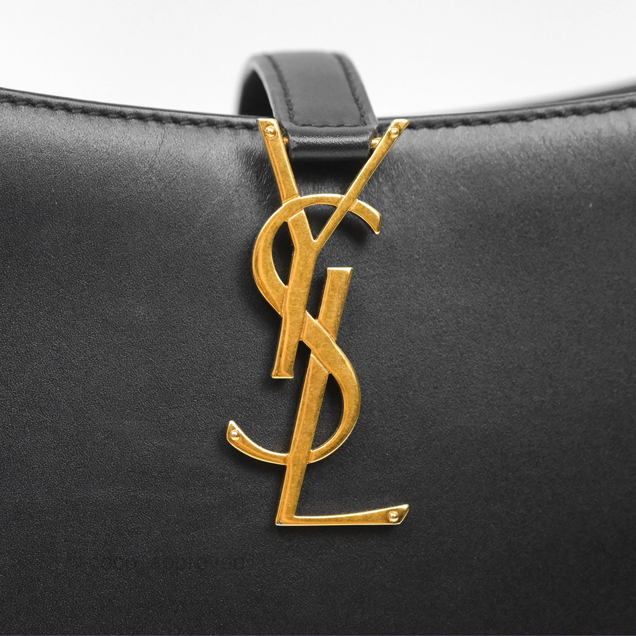 Saint Laurent 'Le 5 a 7' Hobo Bag Black Smooth Calfskin