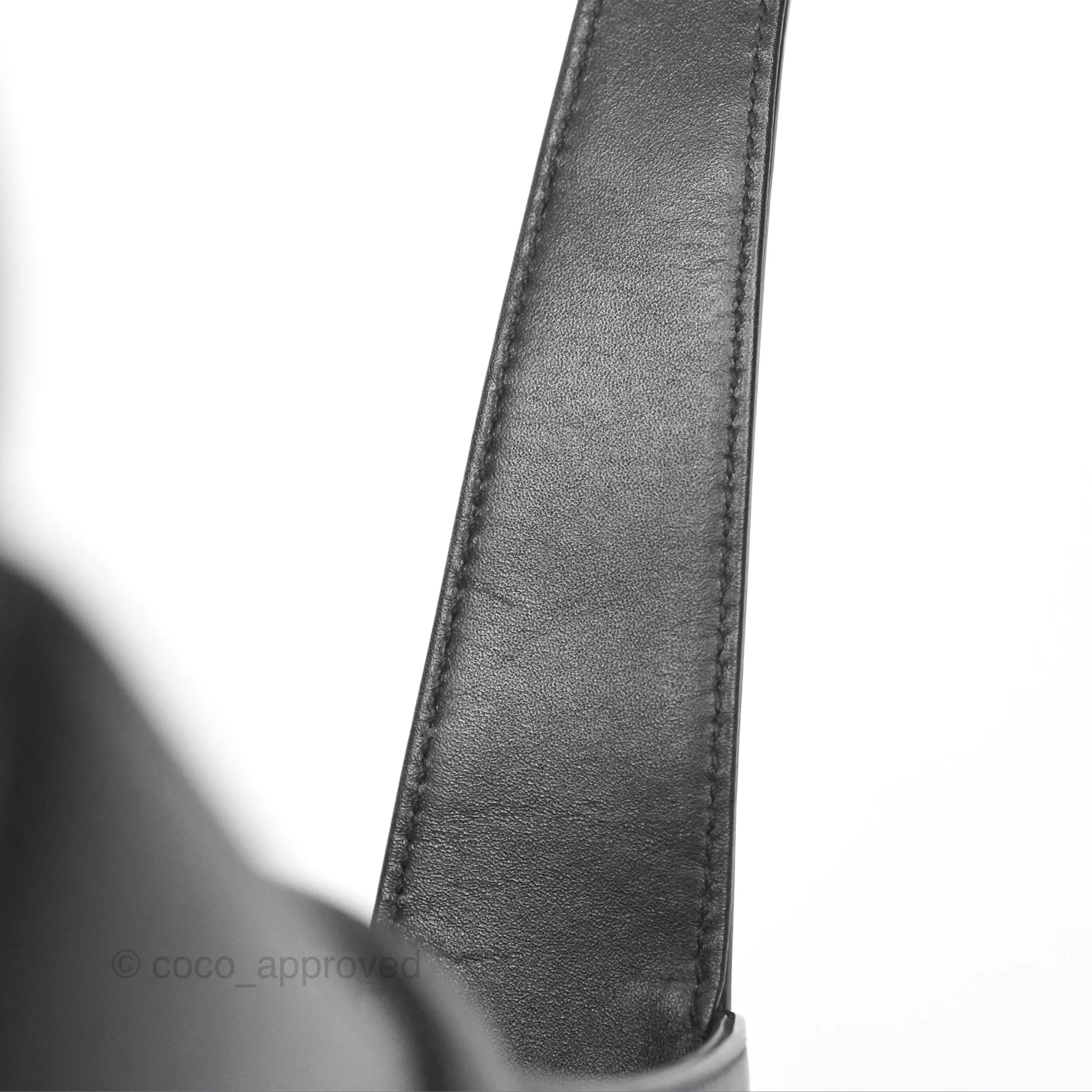 Saint Laurent 'Le 5 a 7' Hobo Bag Black Smooth Calfskin